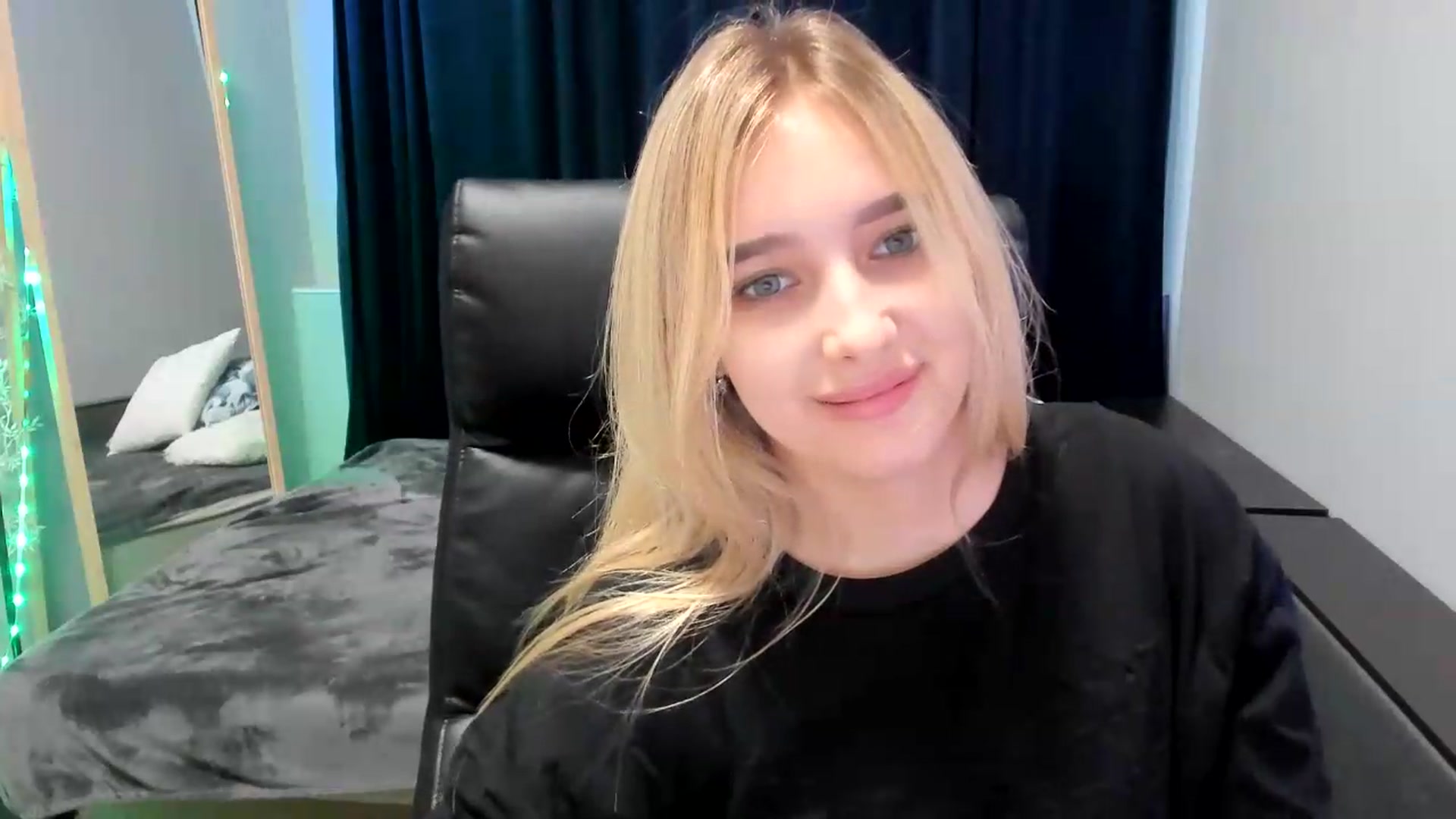 Gallery image thumbnail from TaisiaHot's myfreecams stream on, 07/23/2026, 09:30 image 2 of 20