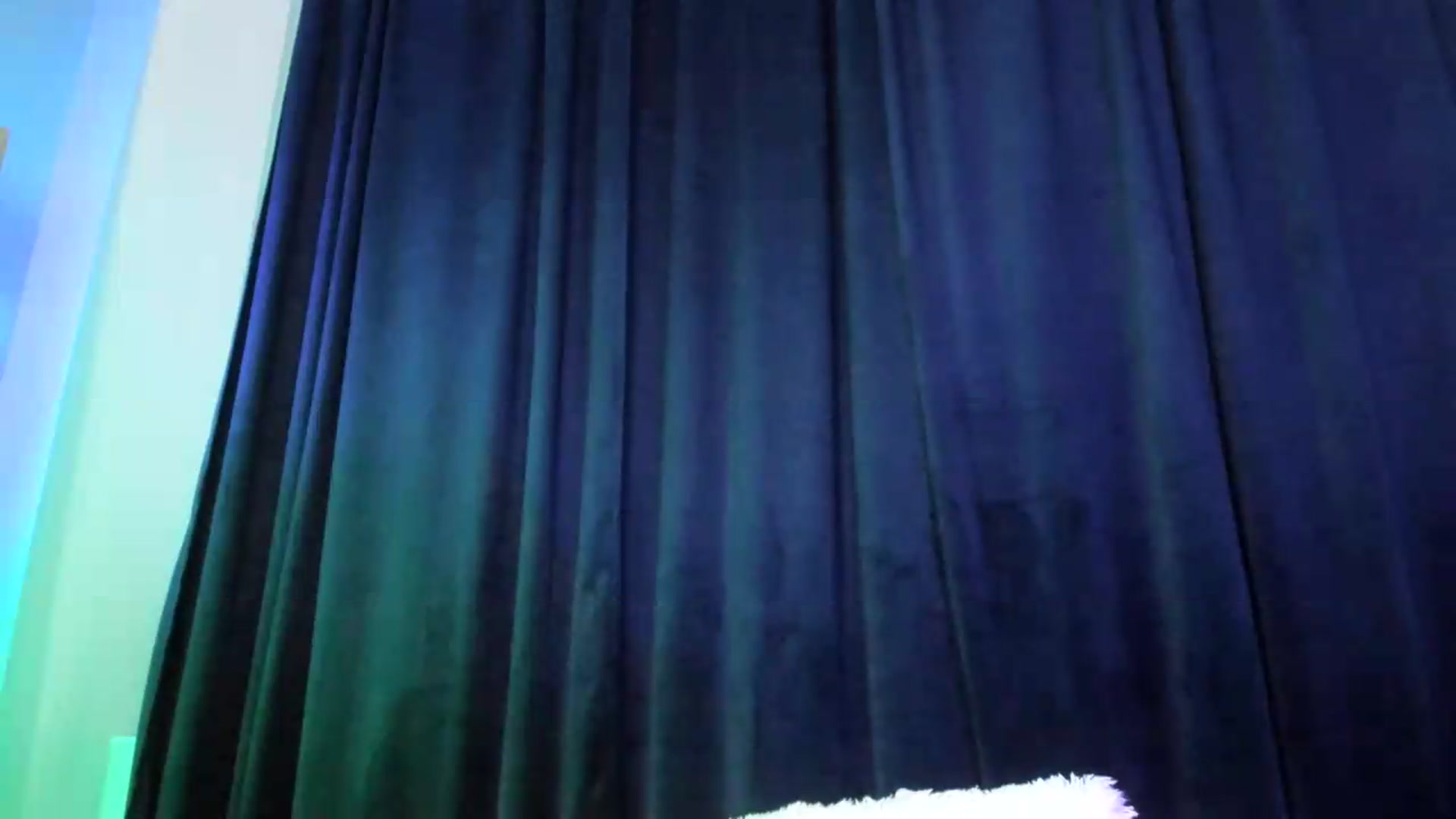 Gallery image thumbnail from TaisiaHot's myfreecams stream on, 07/23/2026, 11:33 image 14 of 20