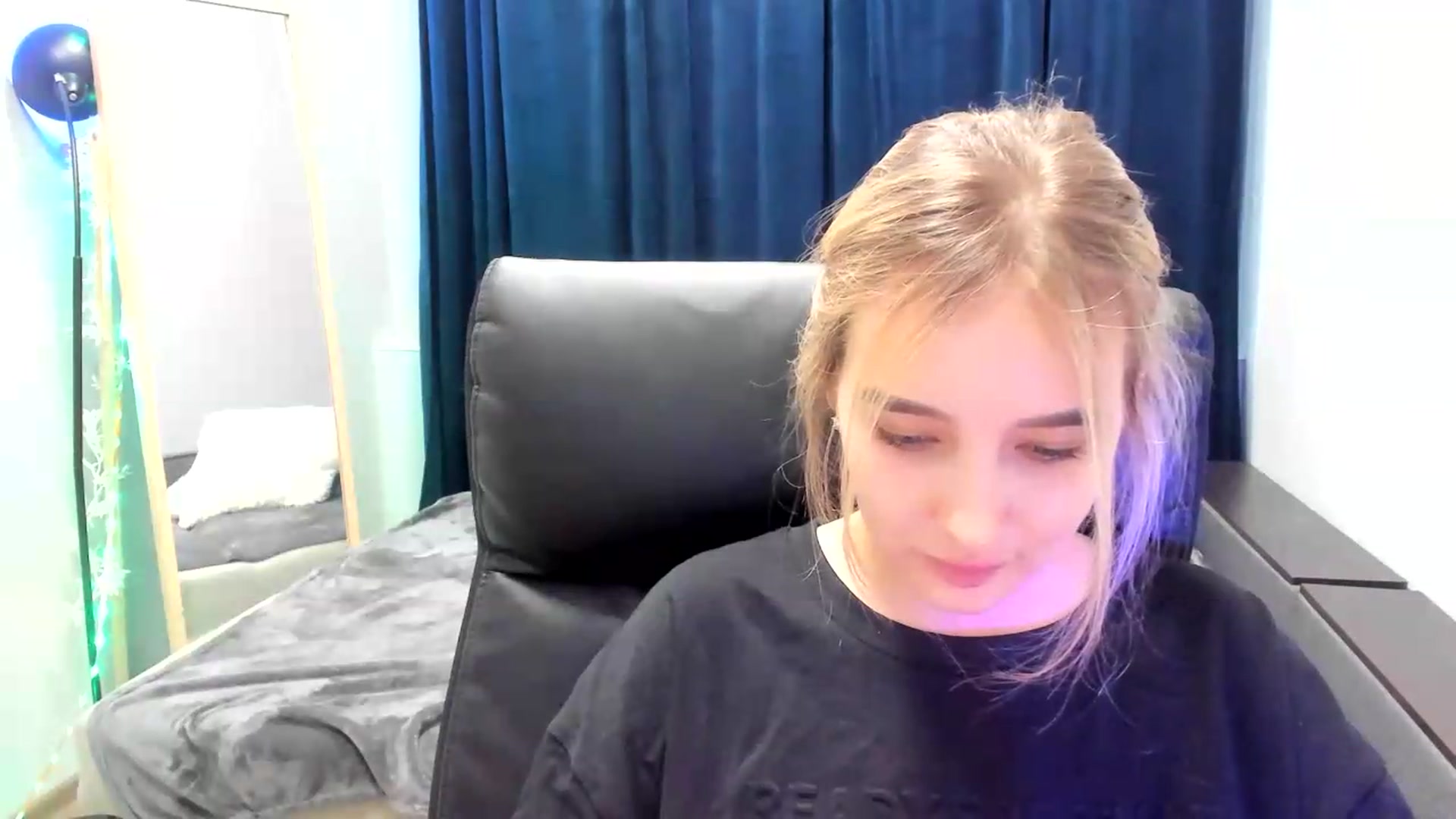 Gallery image thumbnail from TaisiaHot's myfreecams stream on, 07/23/2026, 12:31 image 17 of 20