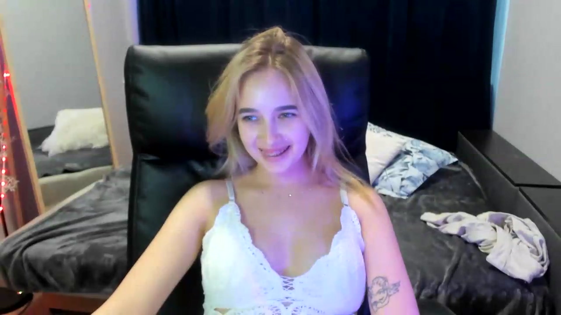 Gallery image thumbnail from TaisiaHot's myfreecams stream on, 07/24/2026, 13:26 image 2 of 20