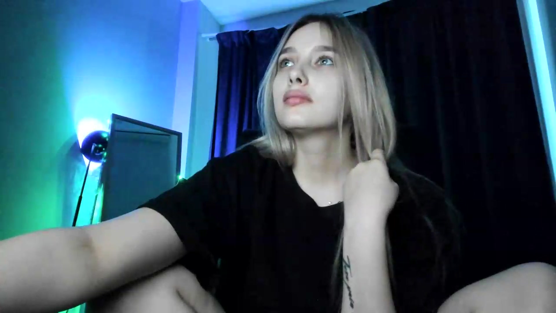 Gallery image thumbnail from TaisiaHot's myfreecams stream on, 07/26/2026, 09:22 image 13 of 20