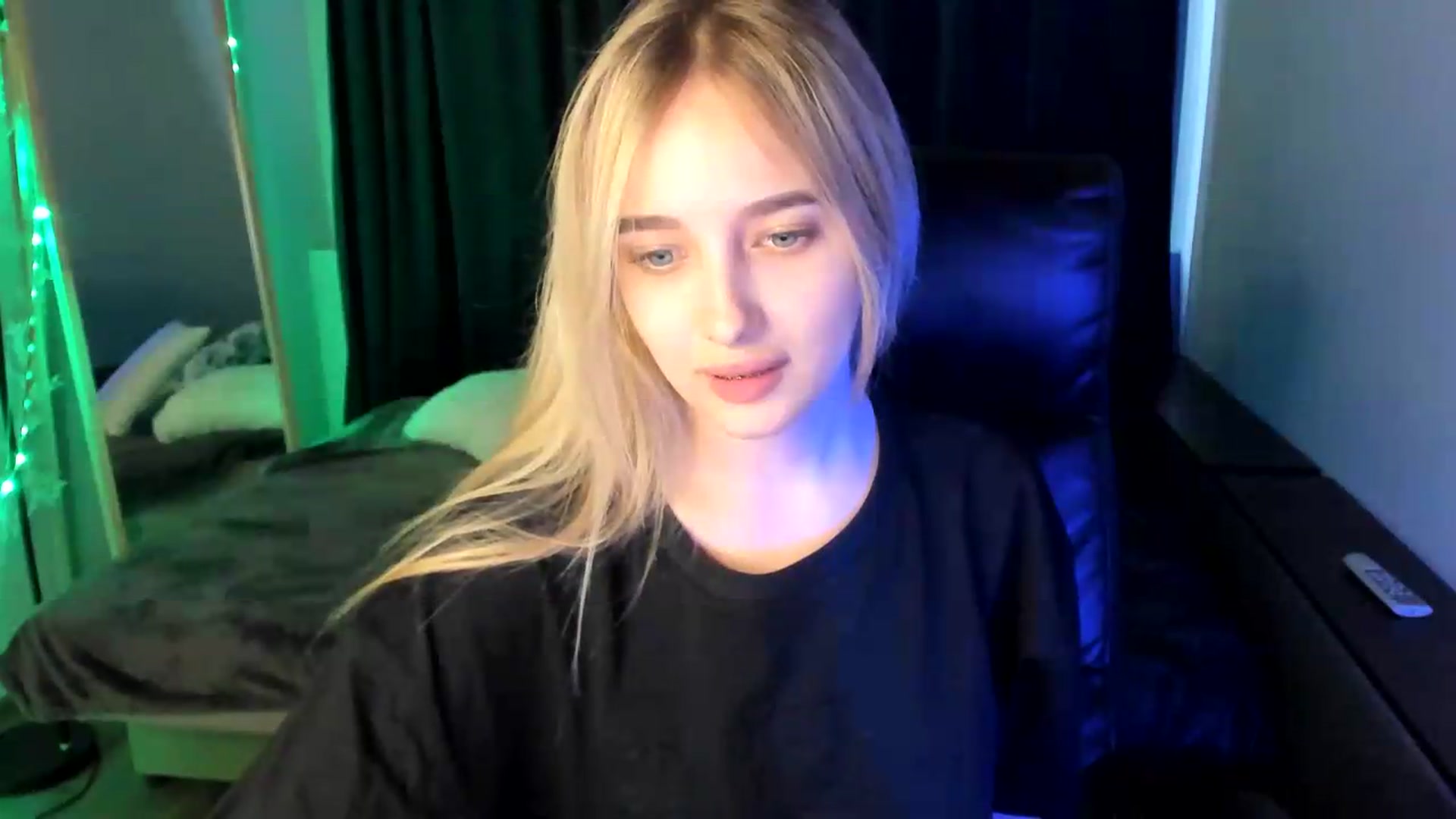 Gallery image thumbnail from TaisiaHot's myfreecams stream on, 07/27/2026, 08:38 image 7 of 20