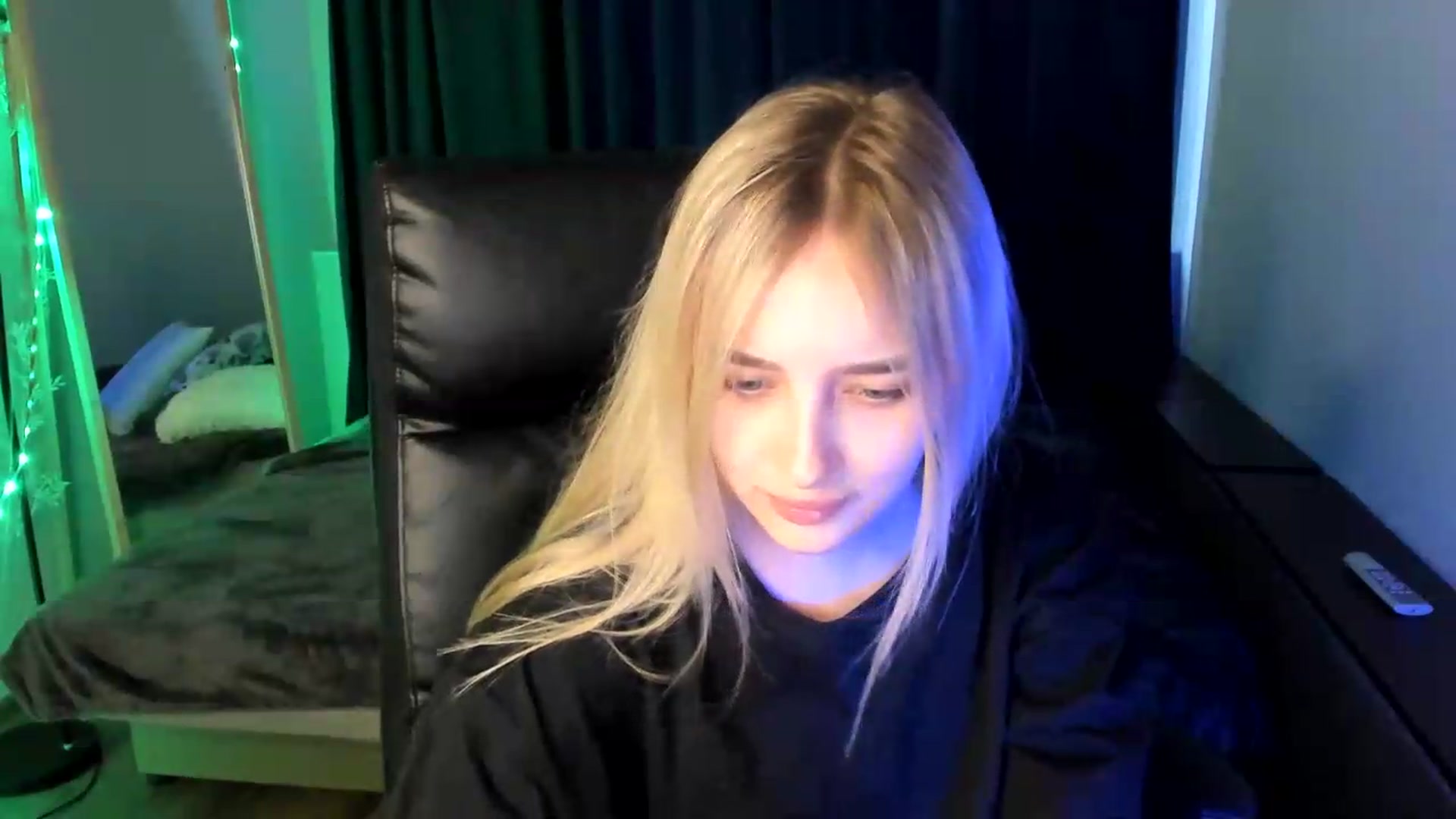 Gallery image thumbnail from TaisiaHot's myfreecams stream on, 07/27/2026, 08:38 image 6 of 20