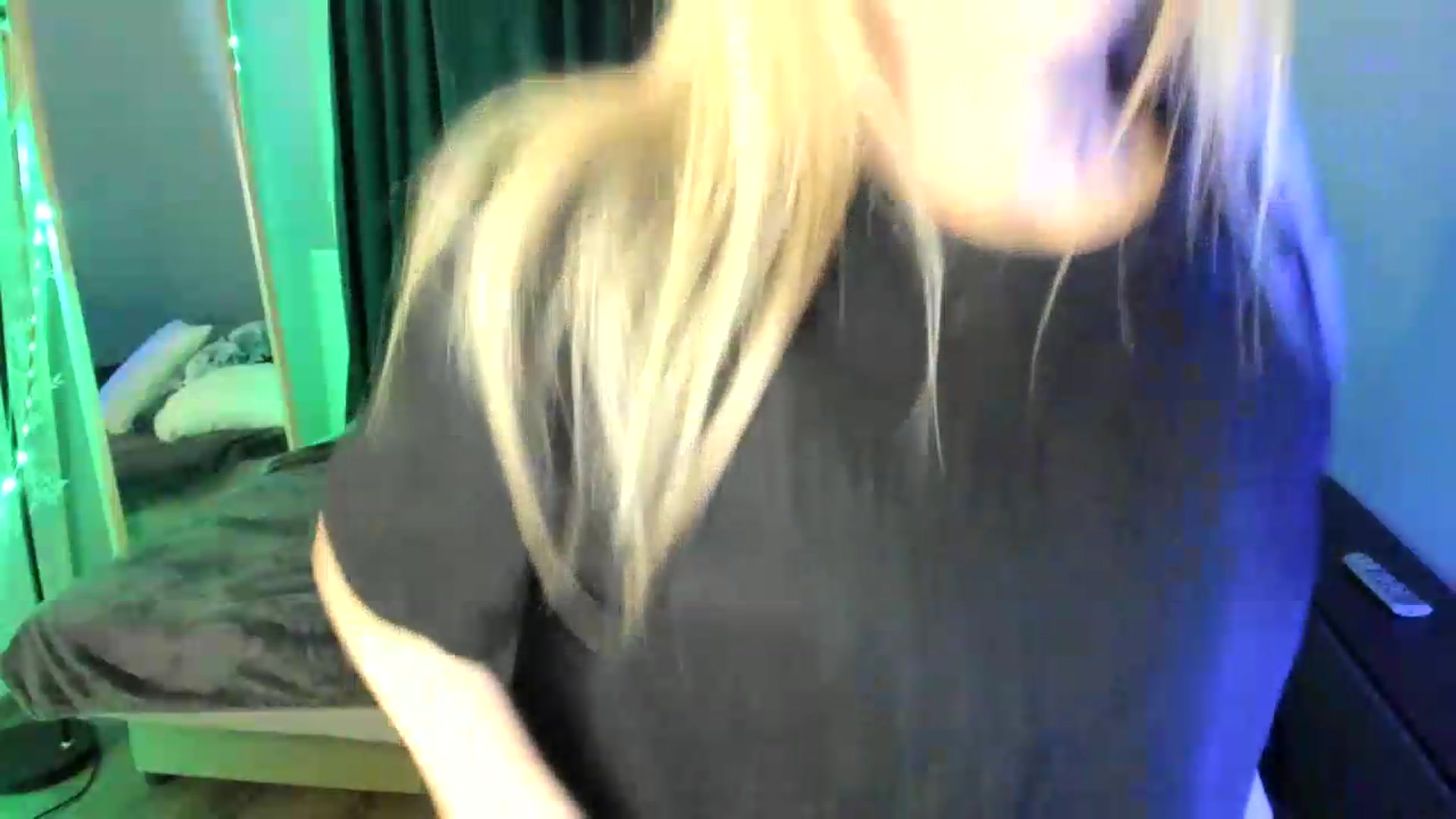 Gallery image thumbnail from TaisiaHot's myfreecams stream on, 07/27/2026, 08:38 image 9 of 20