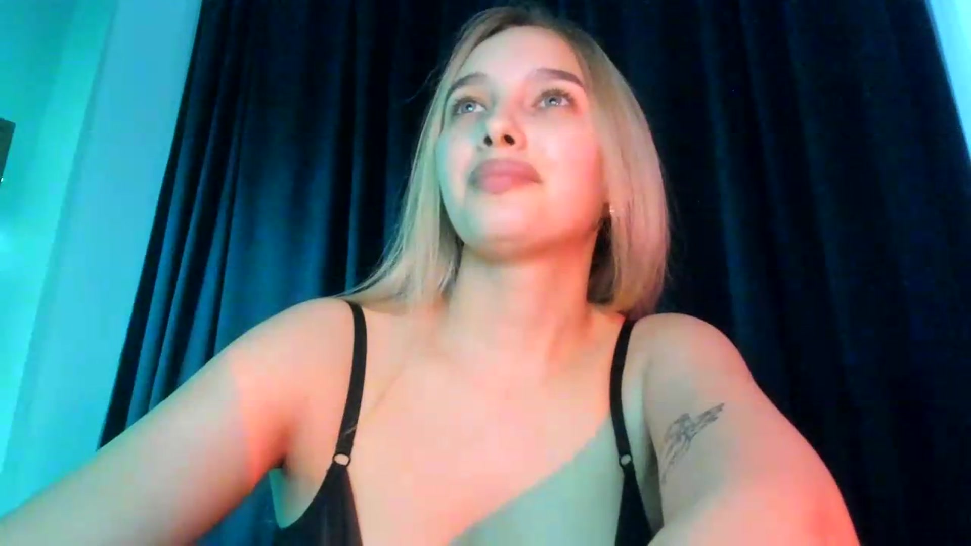 Gallery image thumbnail from TaisiaHot's myfreecams stream on, 08/01/2026, 09:33 image 11 of 20