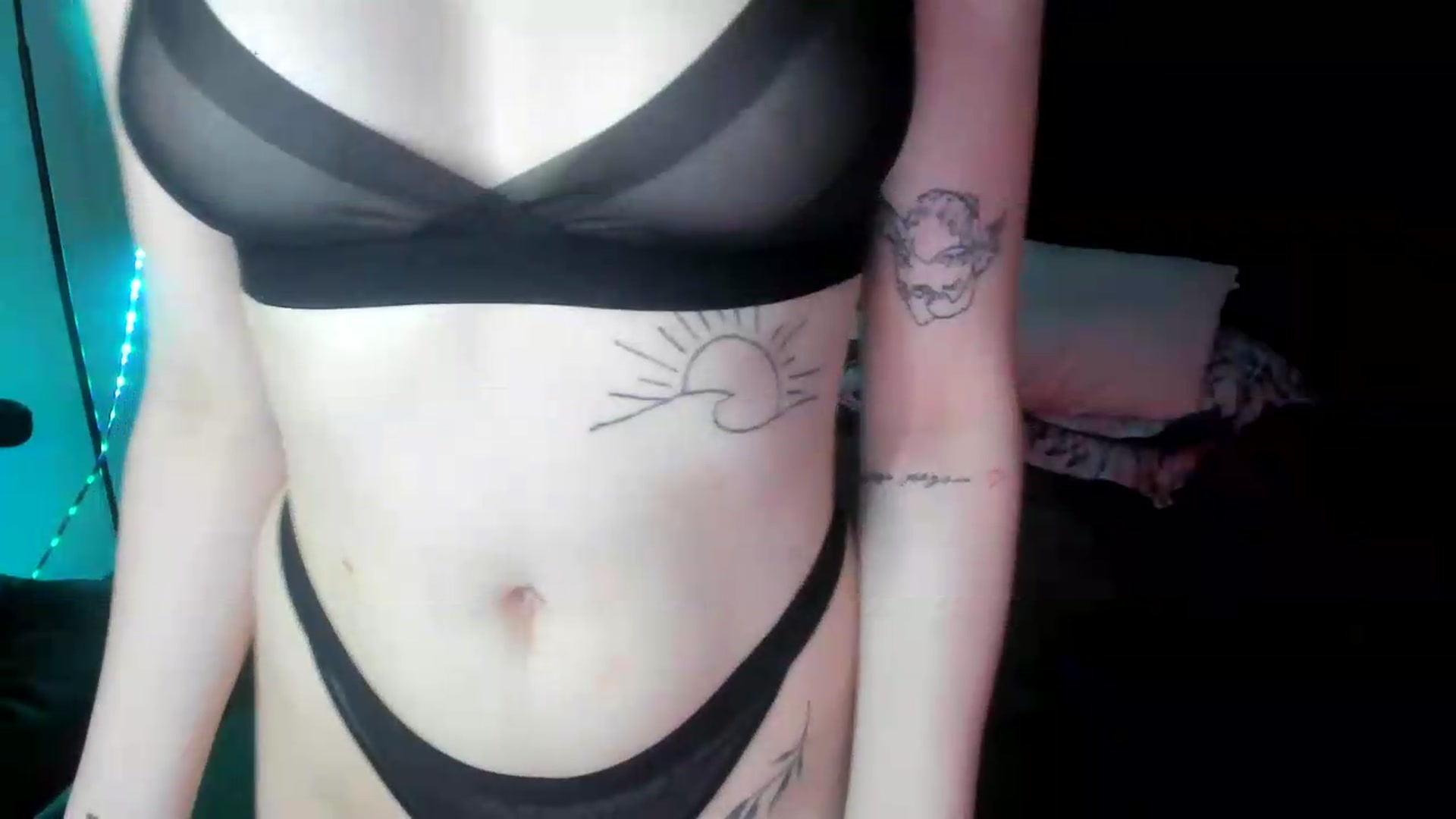 Gallery image thumbnail from TaisiaHot's myfreecams stream on, 08/01/2026, 11:55 image 18 of 20