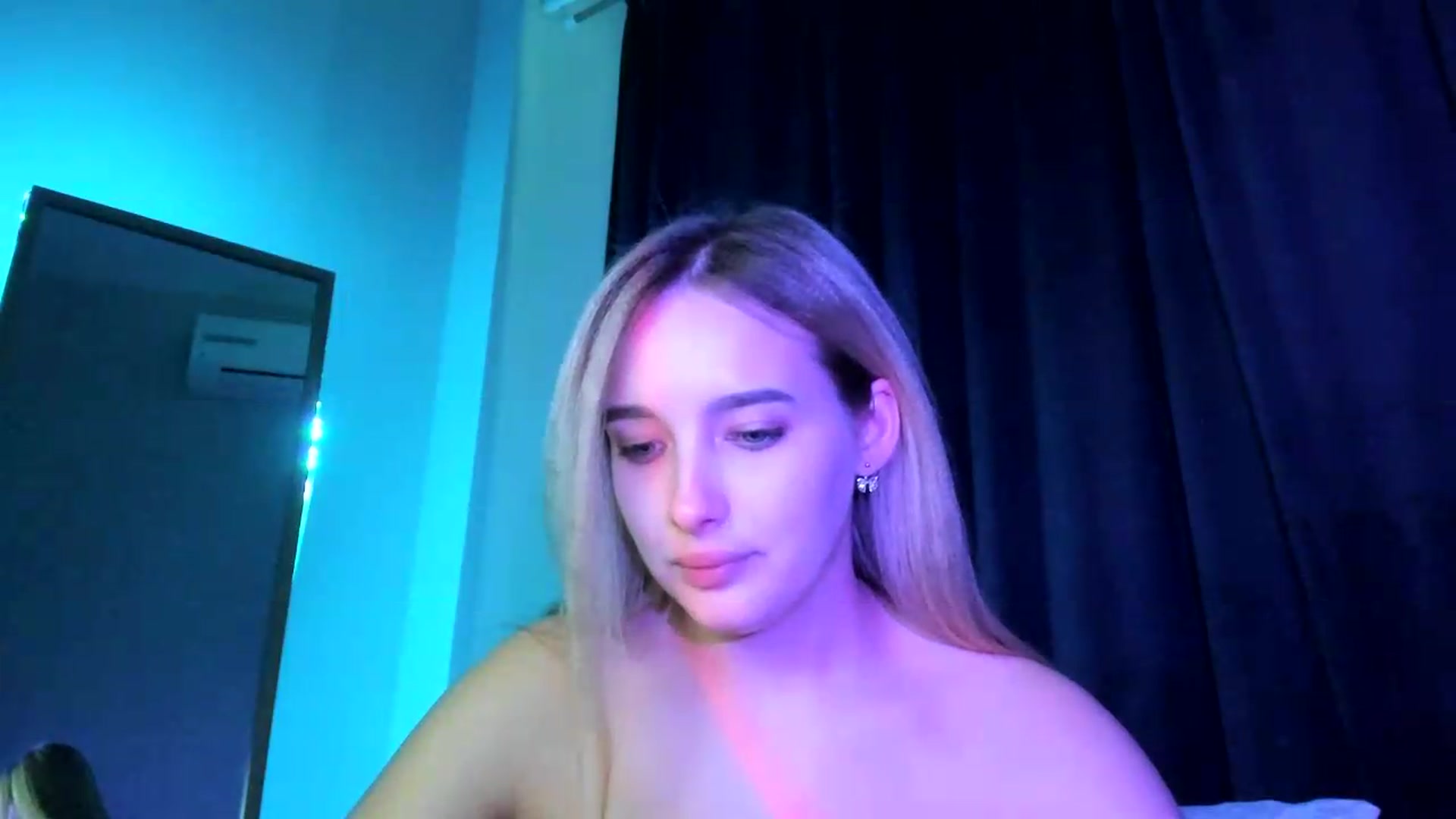 Gallery image thumbnail from TaisiaHot's myfreecams stream on, 08/02/2026, 12:38 image 4 of 20
