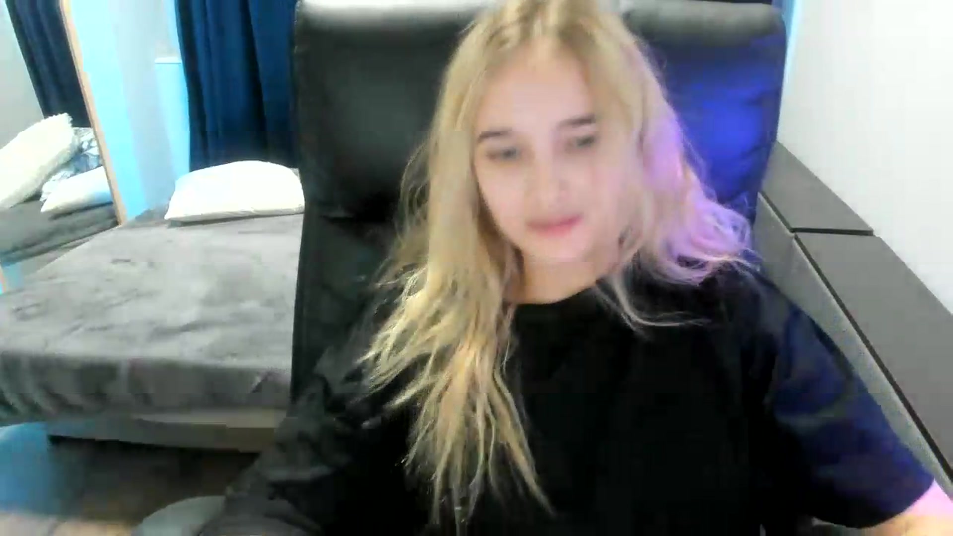 Gallery image thumbnail from TaisiaHot's myfreecams stream on, 08/04/2026, 08:39 image 8 of 20