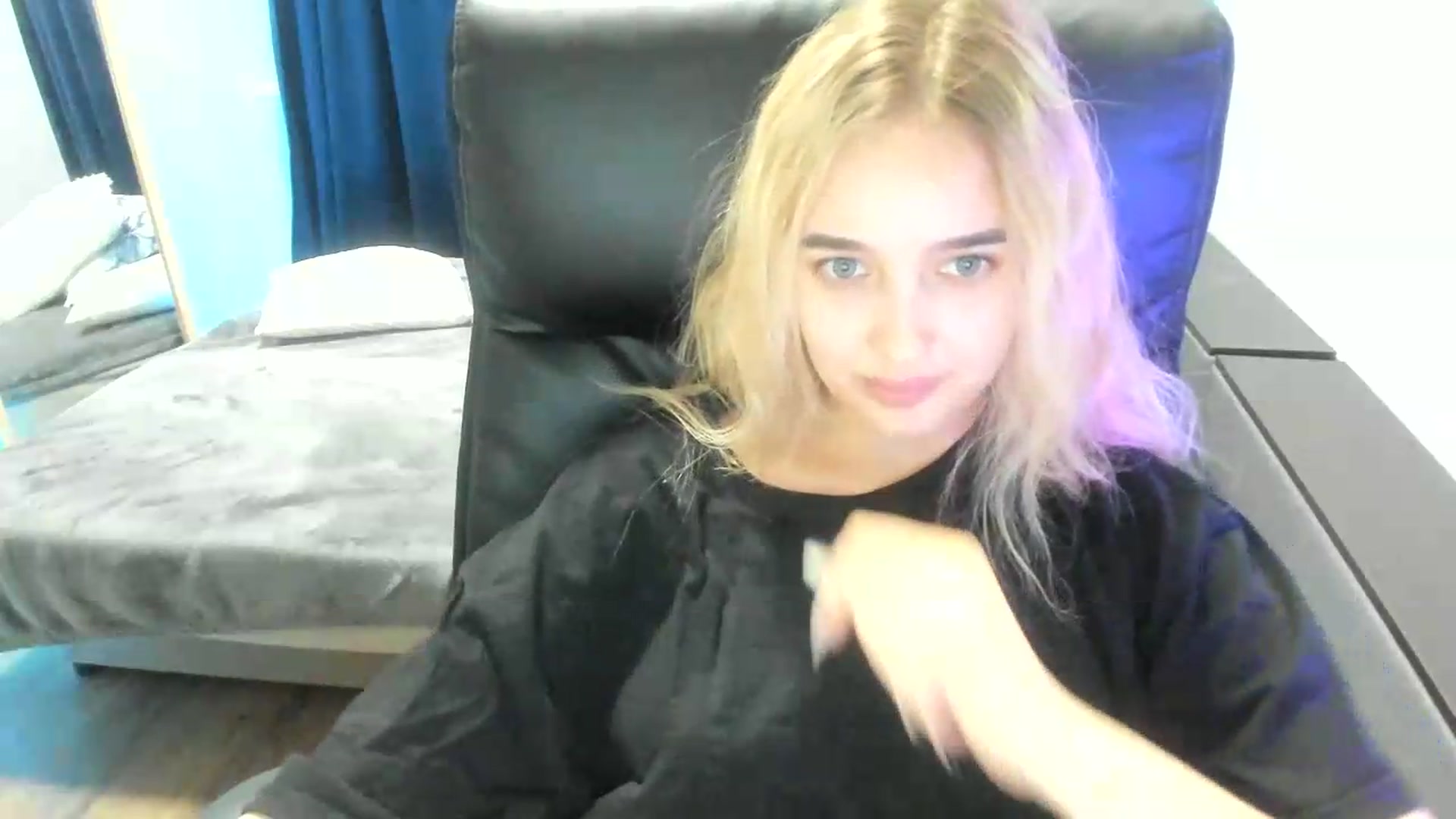 Gallery image thumbnail from TaisiaHot's myfreecams stream on, 08/04/2026, 08:39 image 9 of 20
