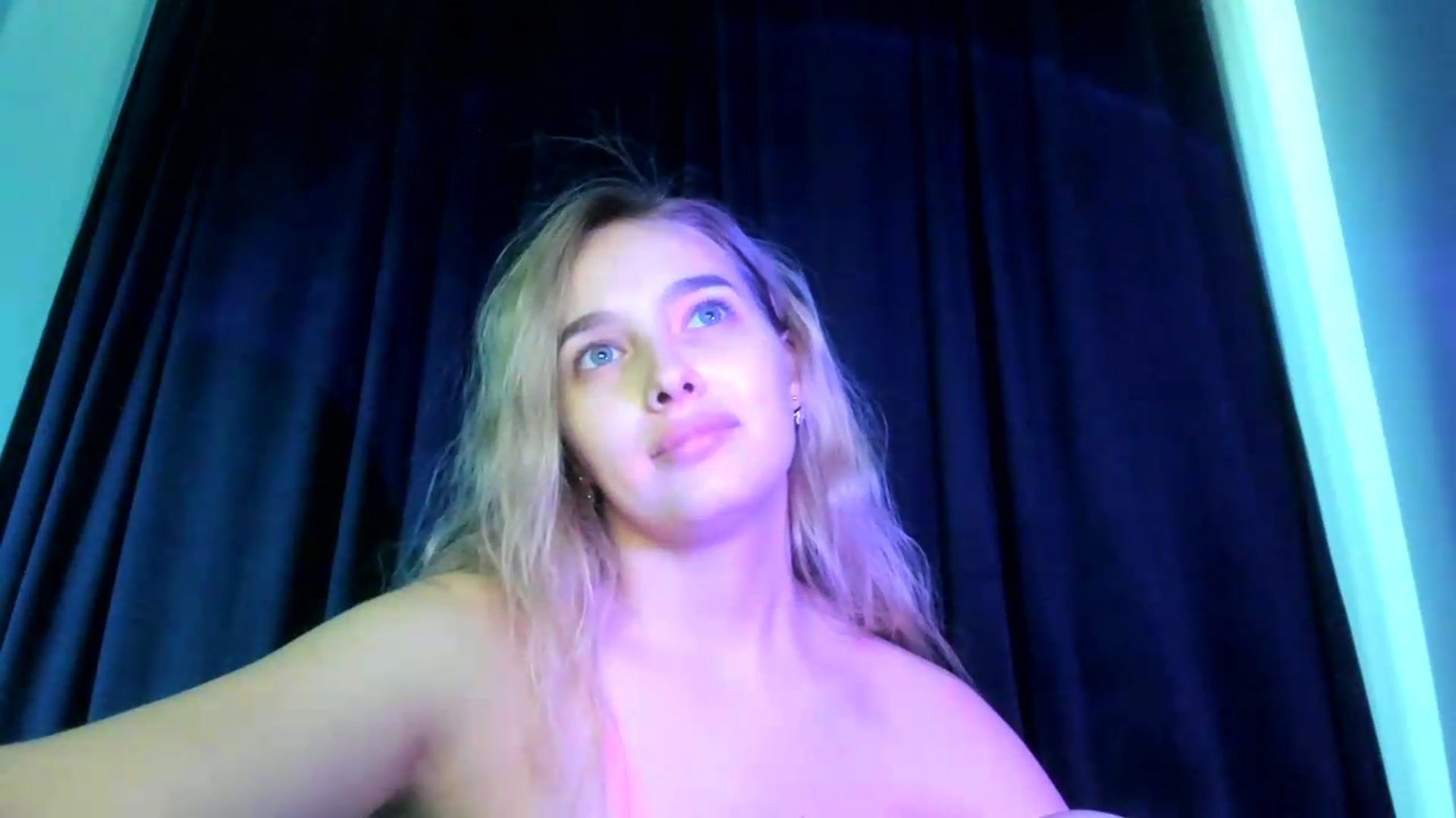 Gallery image thumbnail from TaisiaHot's myfreecams stream on, 08/04/2026, 09:59 image 12 of 20