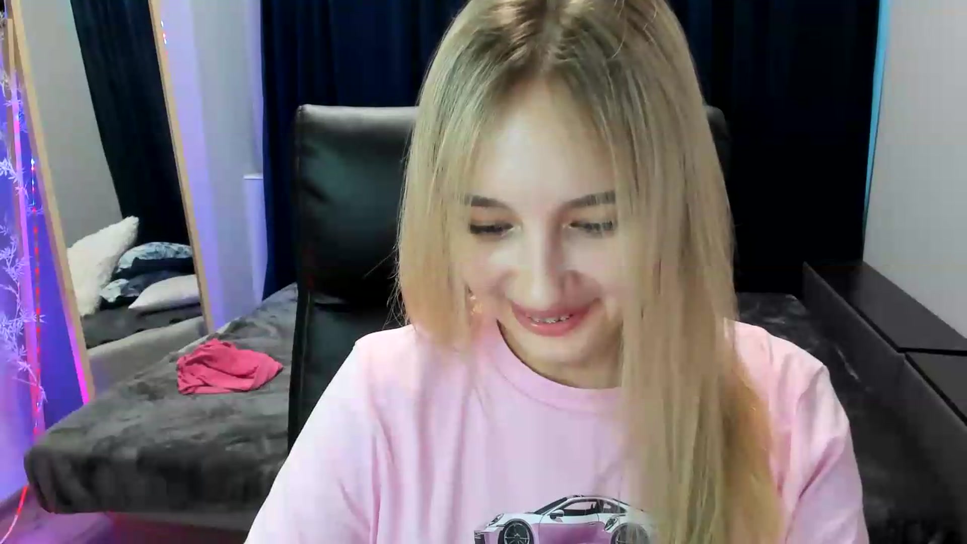 Gallery image thumbnail from TaisiaHot's myfreecams stream on, 08/06/2026, 13:04 image 14 of 20