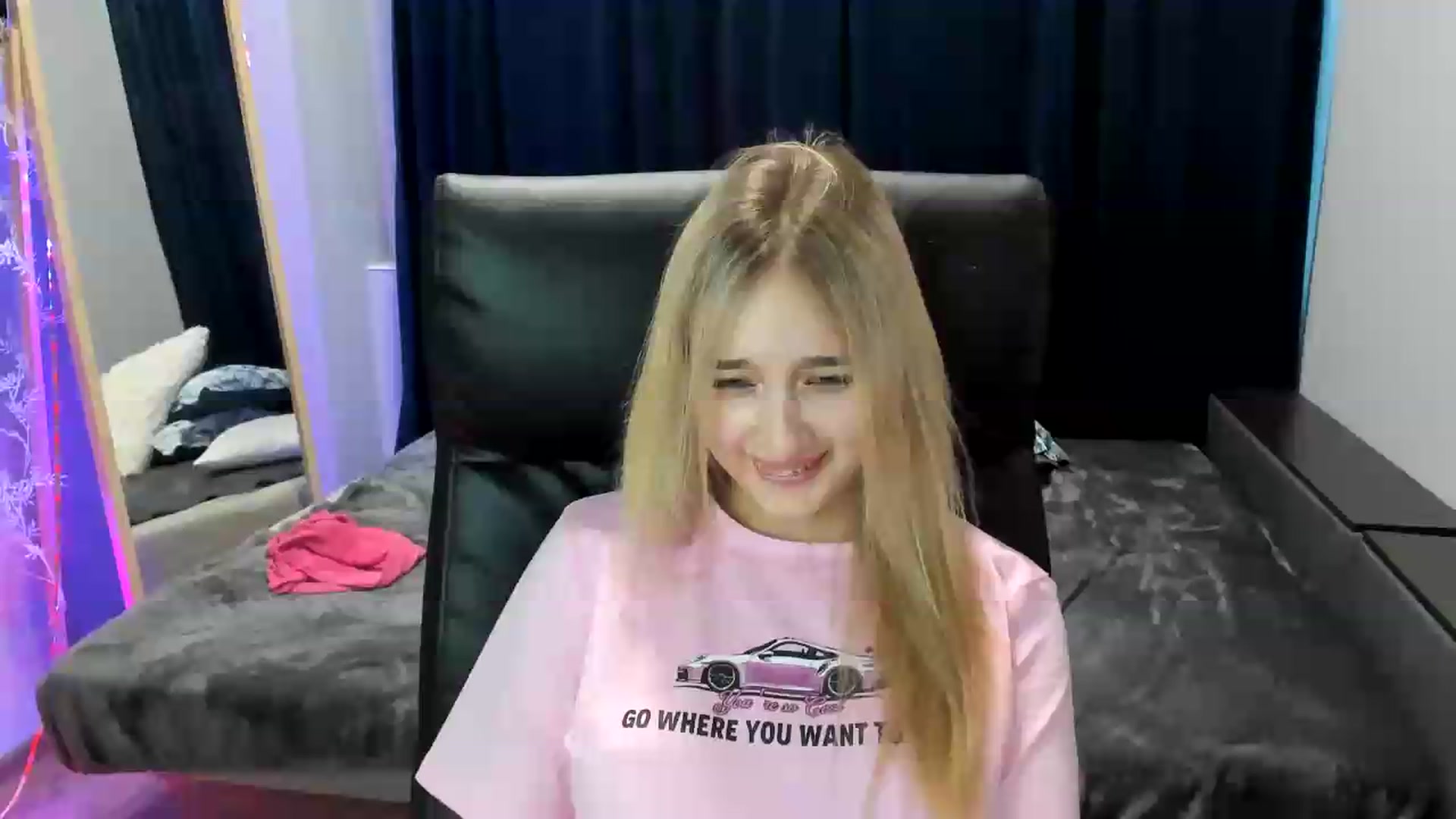 Gallery image thumbnail from TaisiaHot's myfreecams stream on, 08/06/2026, 13:04 image 15 of 20