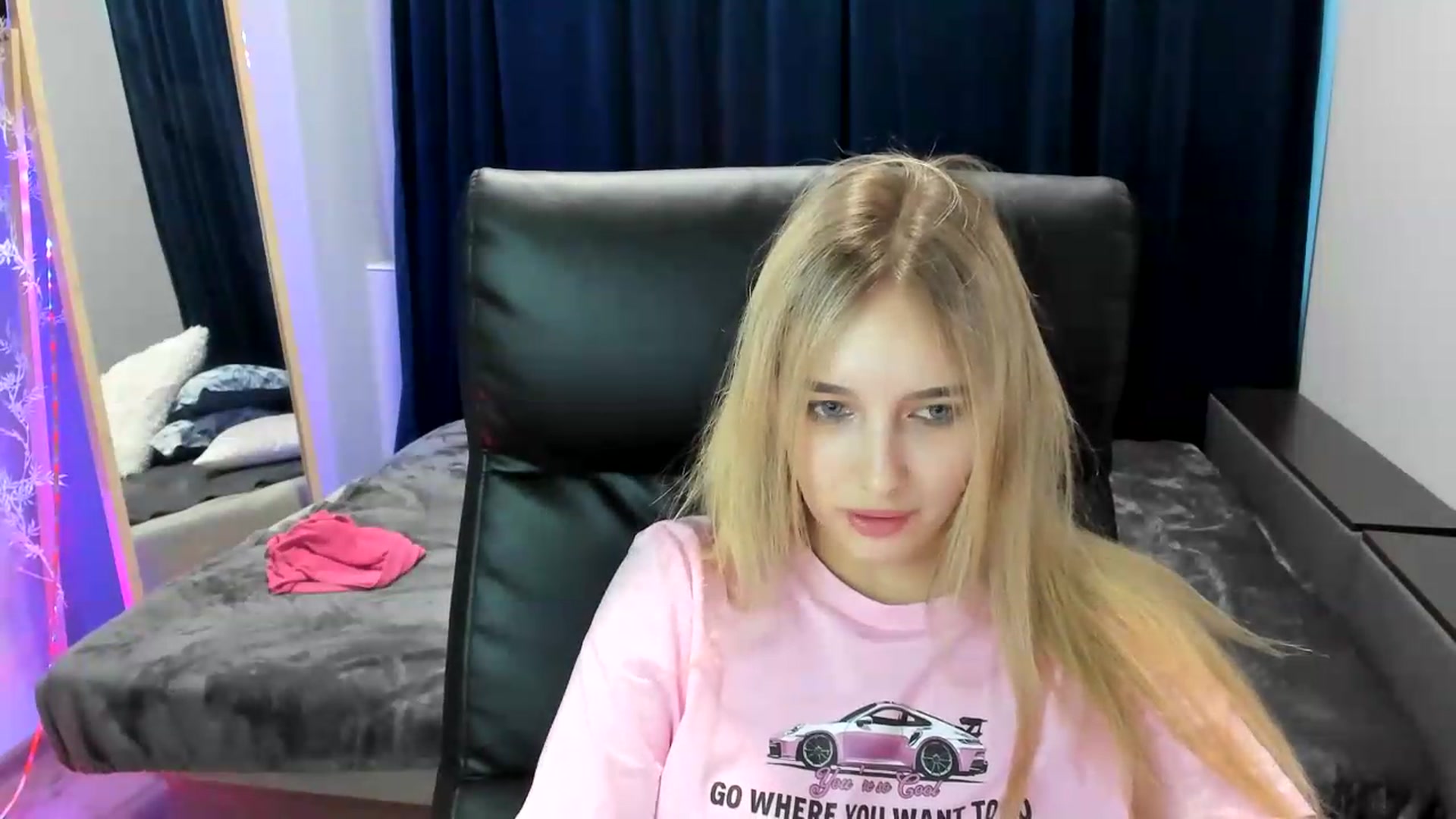Gallery image thumbnail from TaisiaHot's myfreecams stream on, 08/06/2026, 13:04 image 18 of 20