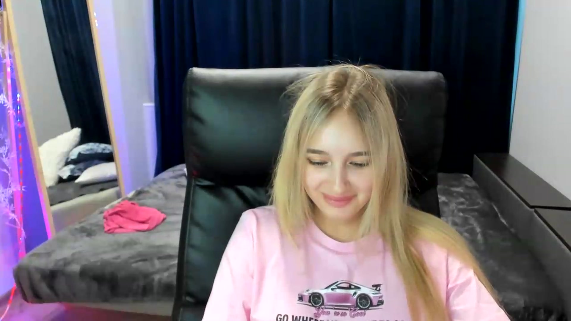Gallery image thumbnail from TaisiaHot's myfreecams stream on, 08/06/2026, 13:04 image 19 of 20
