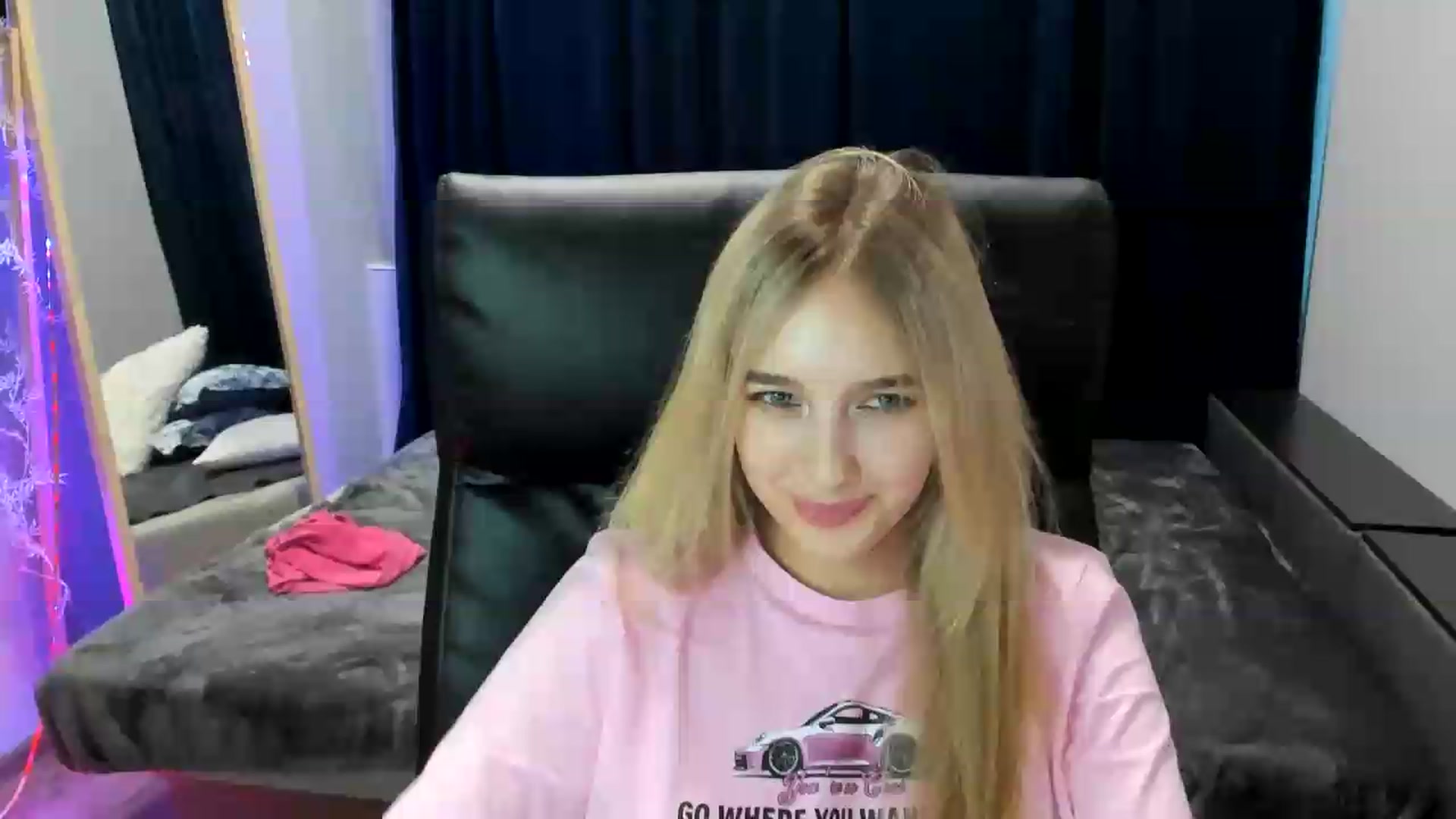 Gallery image thumbnail from TaisiaHot's myfreecams stream on, 08/06/2026, 13:04 image 17 of 20