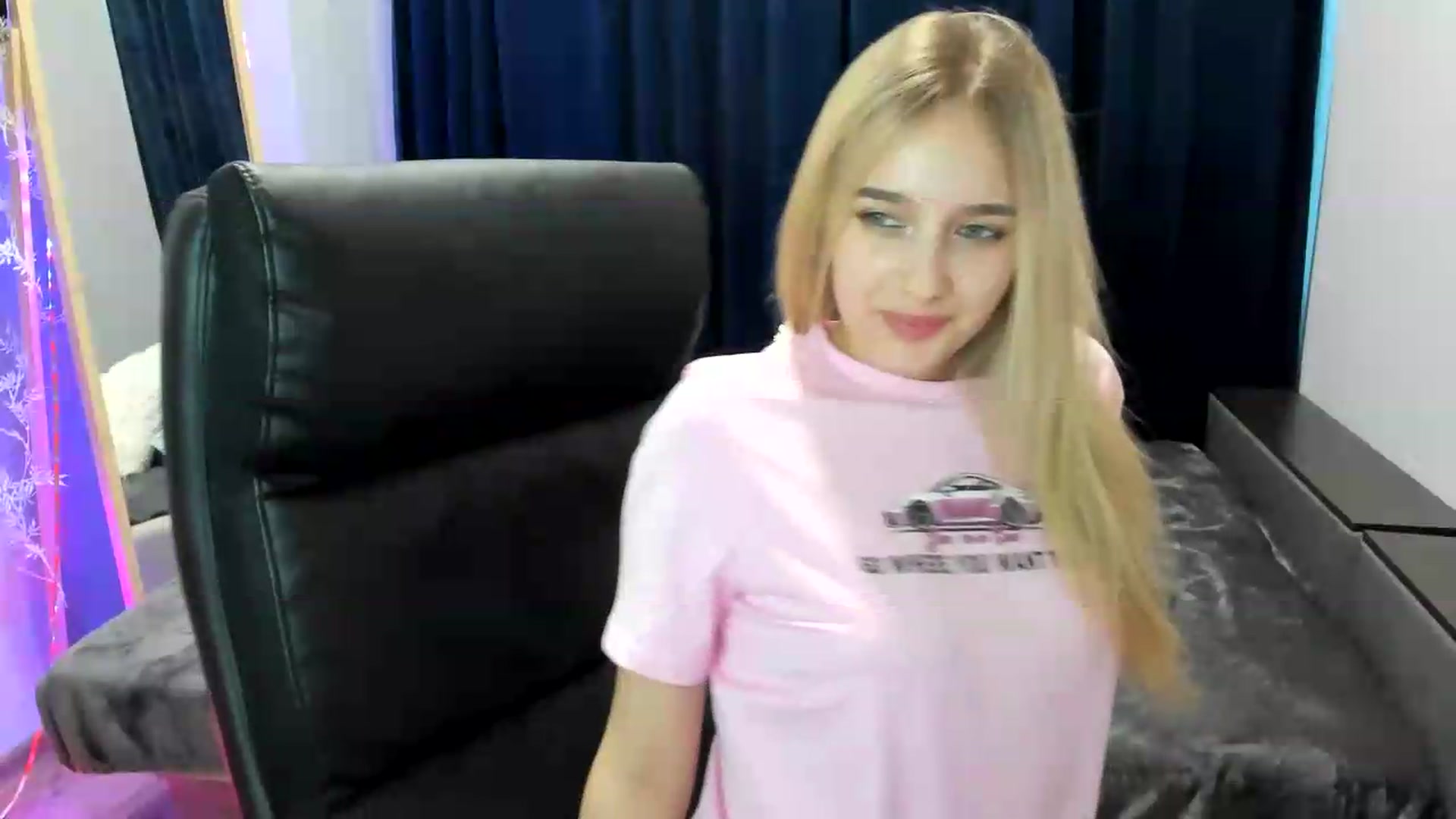 Gallery image thumbnail from TaisiaHot's myfreecams stream on, 08/06/2026, 13:04 image 13 of 20