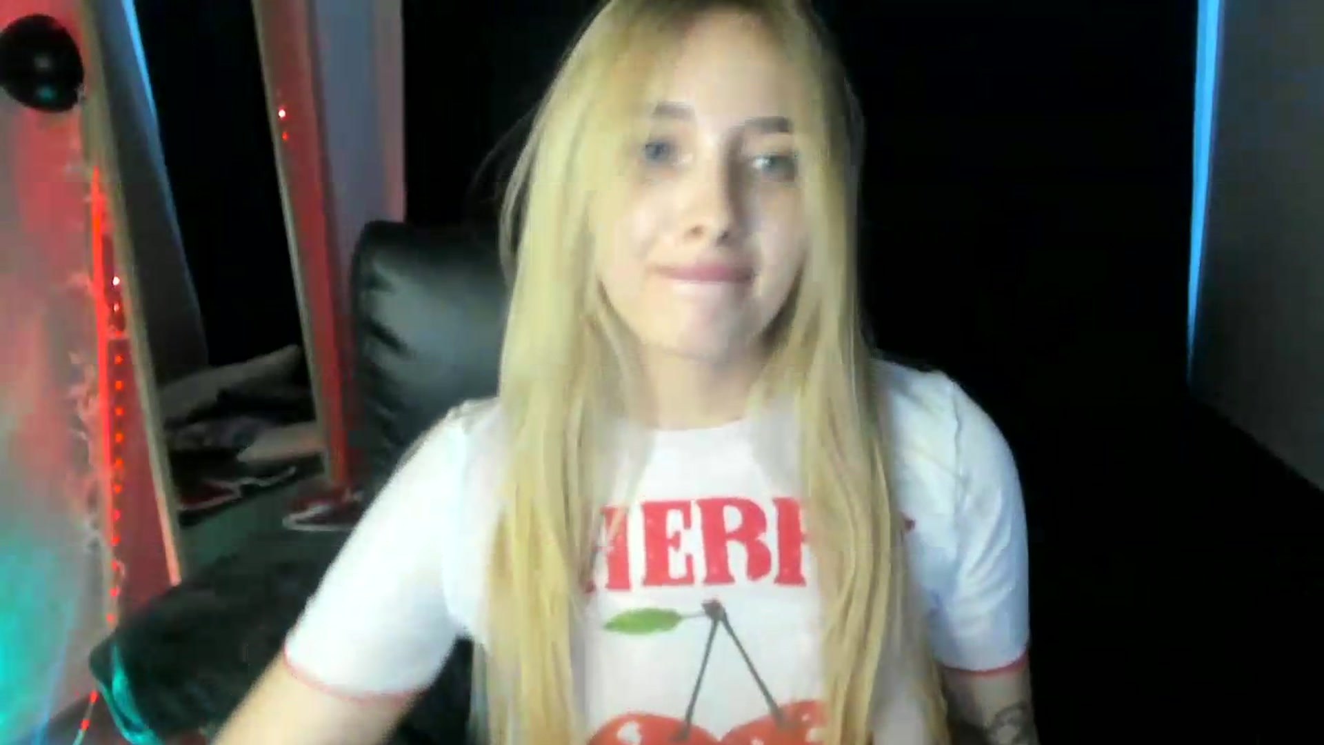 Gallery image thumbnail from TaisiaHot's myfreecams stream on, 08/07/2026, 11:34 image 18 of 20