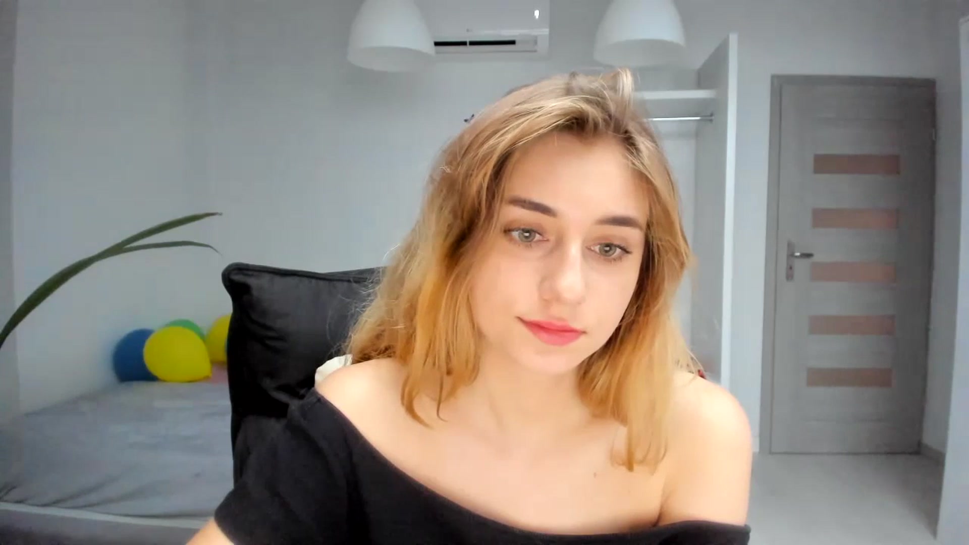 Gallery image thumbnail from Takanori_'s myfreecams stream on, 07/17/2023, 13:00 image 6 of 20