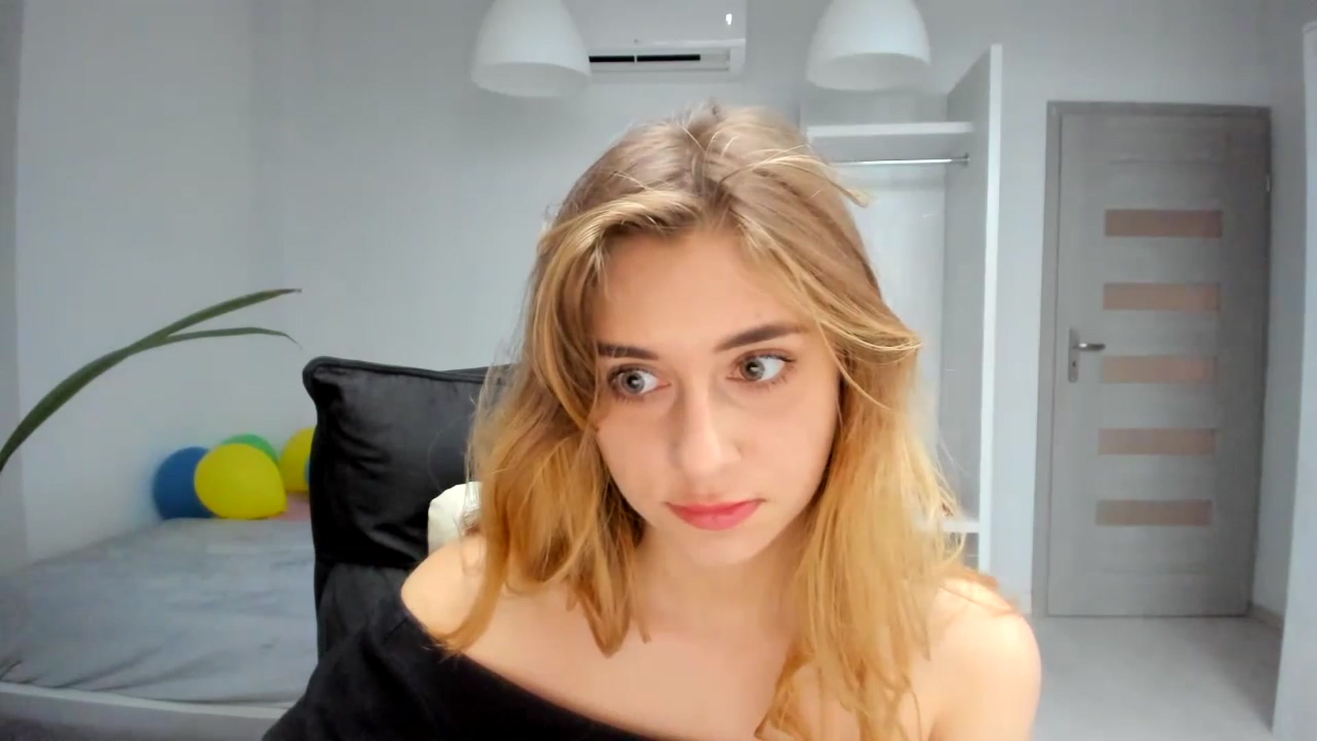 Gallery image thumbnail from Takanori_'s myfreecams stream on, 07/17/2023, 13:00 image 16 of 20