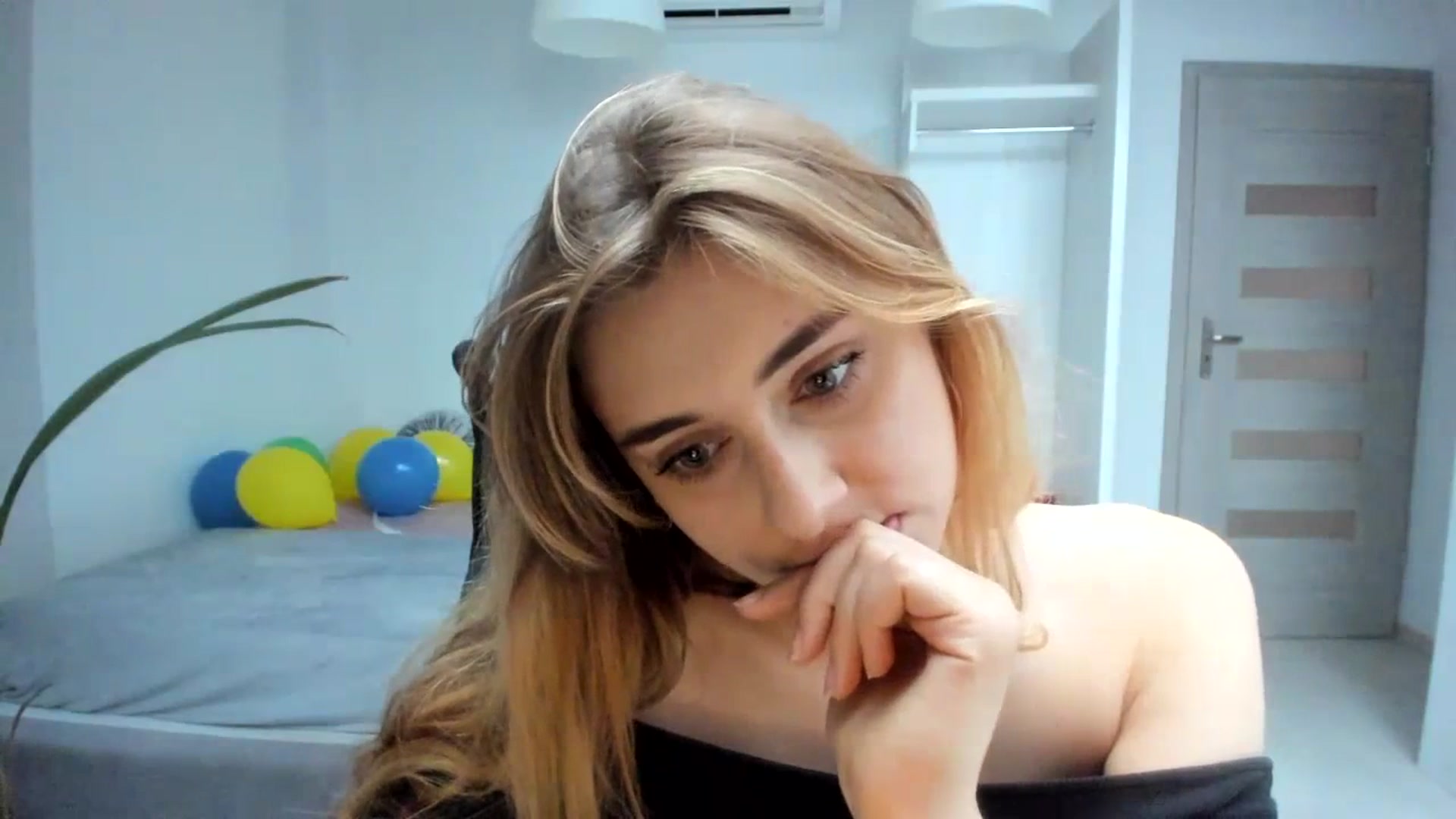 Gallery image thumbnail from Takanori_'s myfreecams stream on, 07/17/2023, 15:14 image 3 of 20