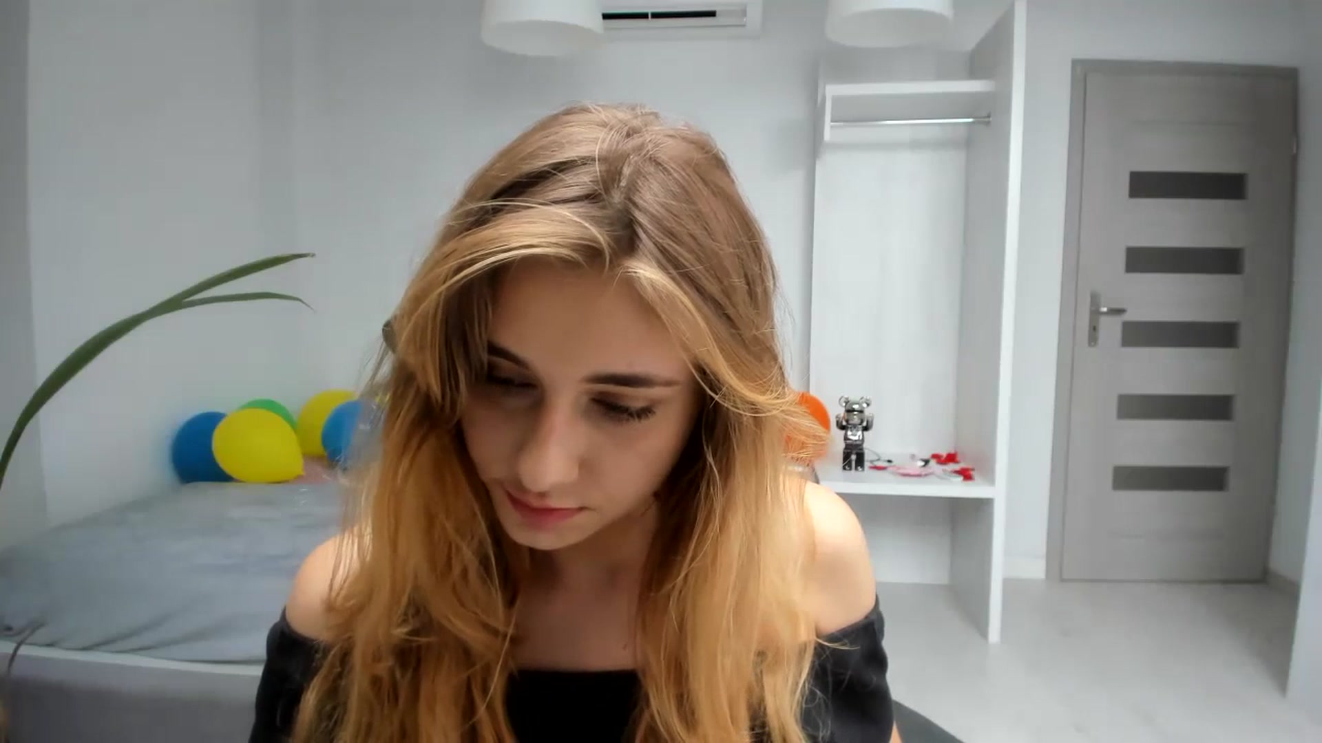 Gallery image thumbnail from Takanori_'s myfreecams stream on, 07/17/2023, 15:14 image 13 of 20