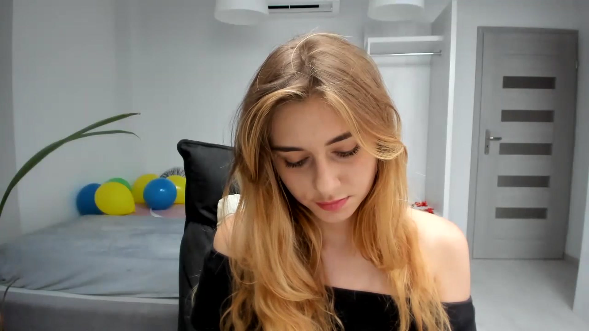 Gallery image thumbnail from Takanori_'s myfreecams stream on, 07/17/2023, 15:14 image 10 of 20