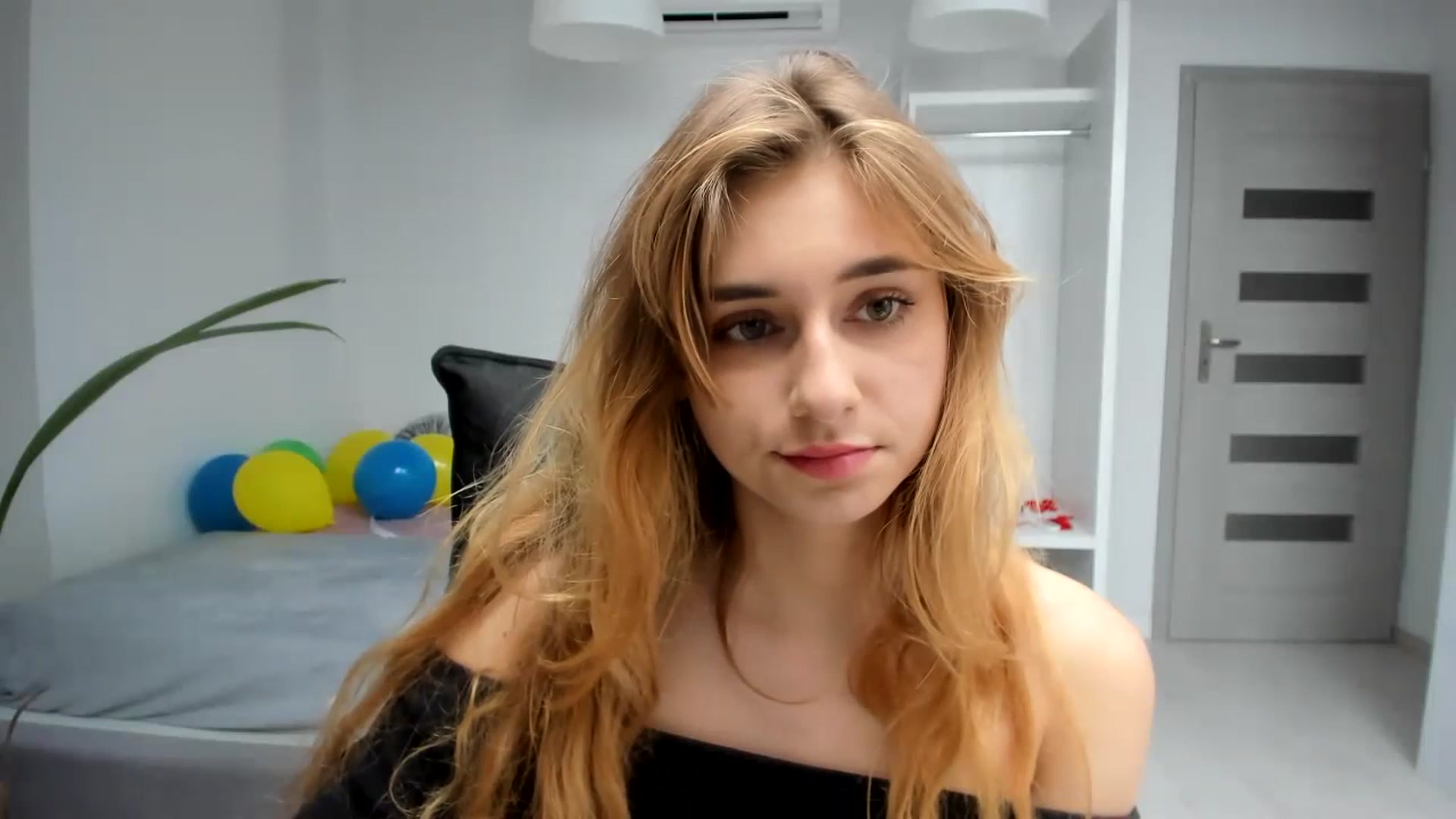 Gallery image thumbnail from Takanori_'s myfreecams stream on, 07/17/2023, 15:14 image 12 of 20