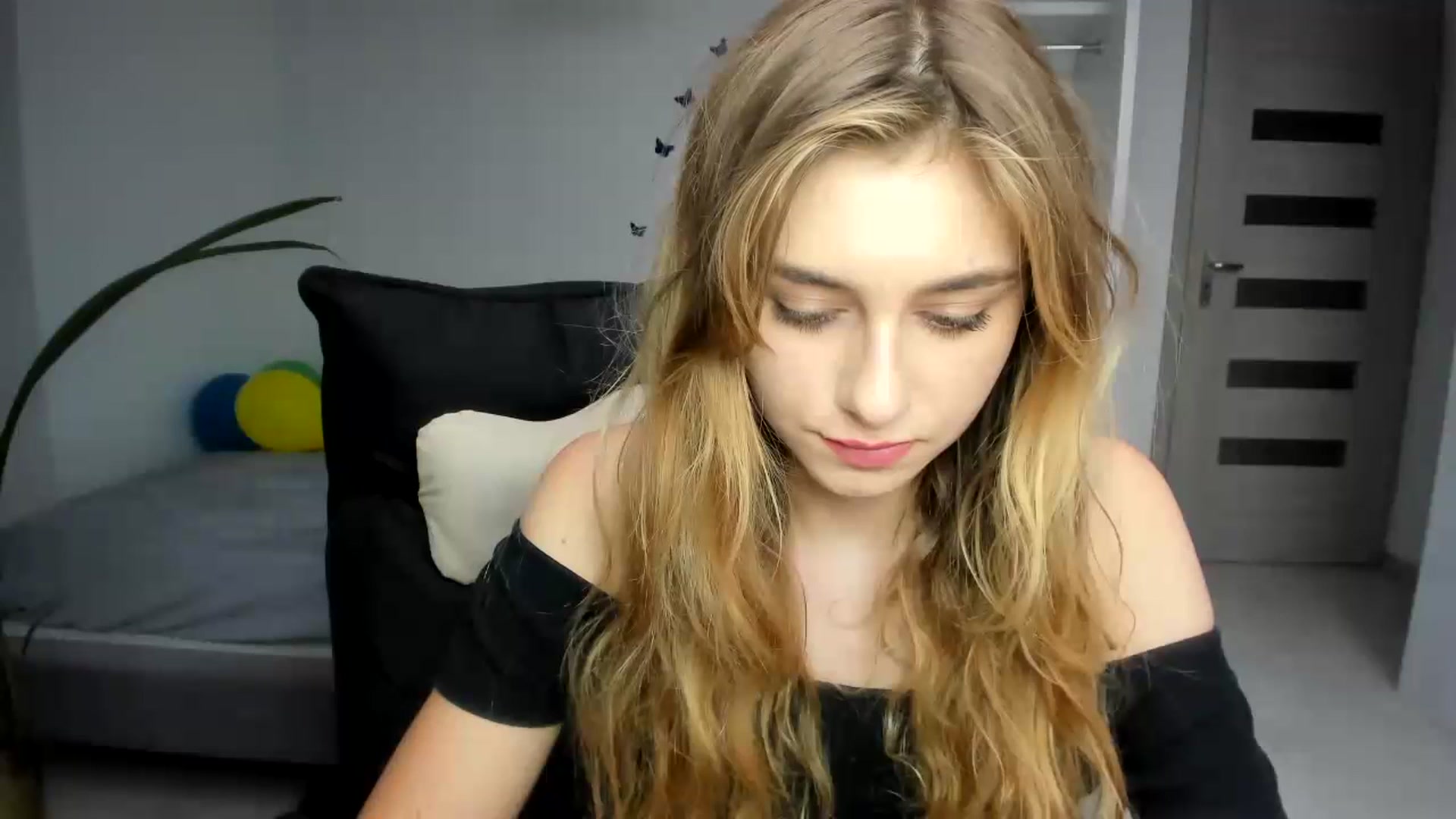 Gallery image thumbnail from Takanori_'s myfreecams stream on, 07/17/2023, 16:50 image 15 of 20
