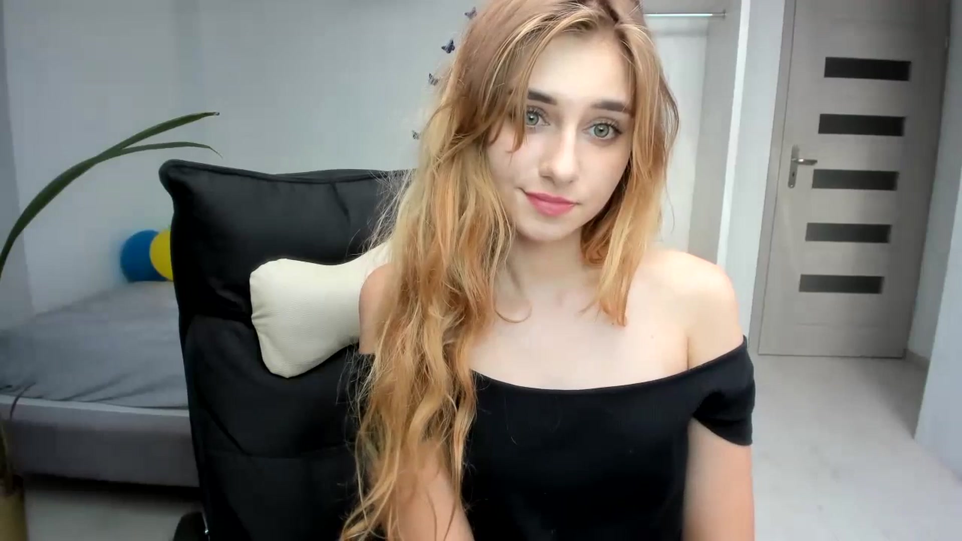 Gallery image thumbnail from Takanori_'s myfreecams stream on, 07/17/2023, 16:50 image 7 of 20
