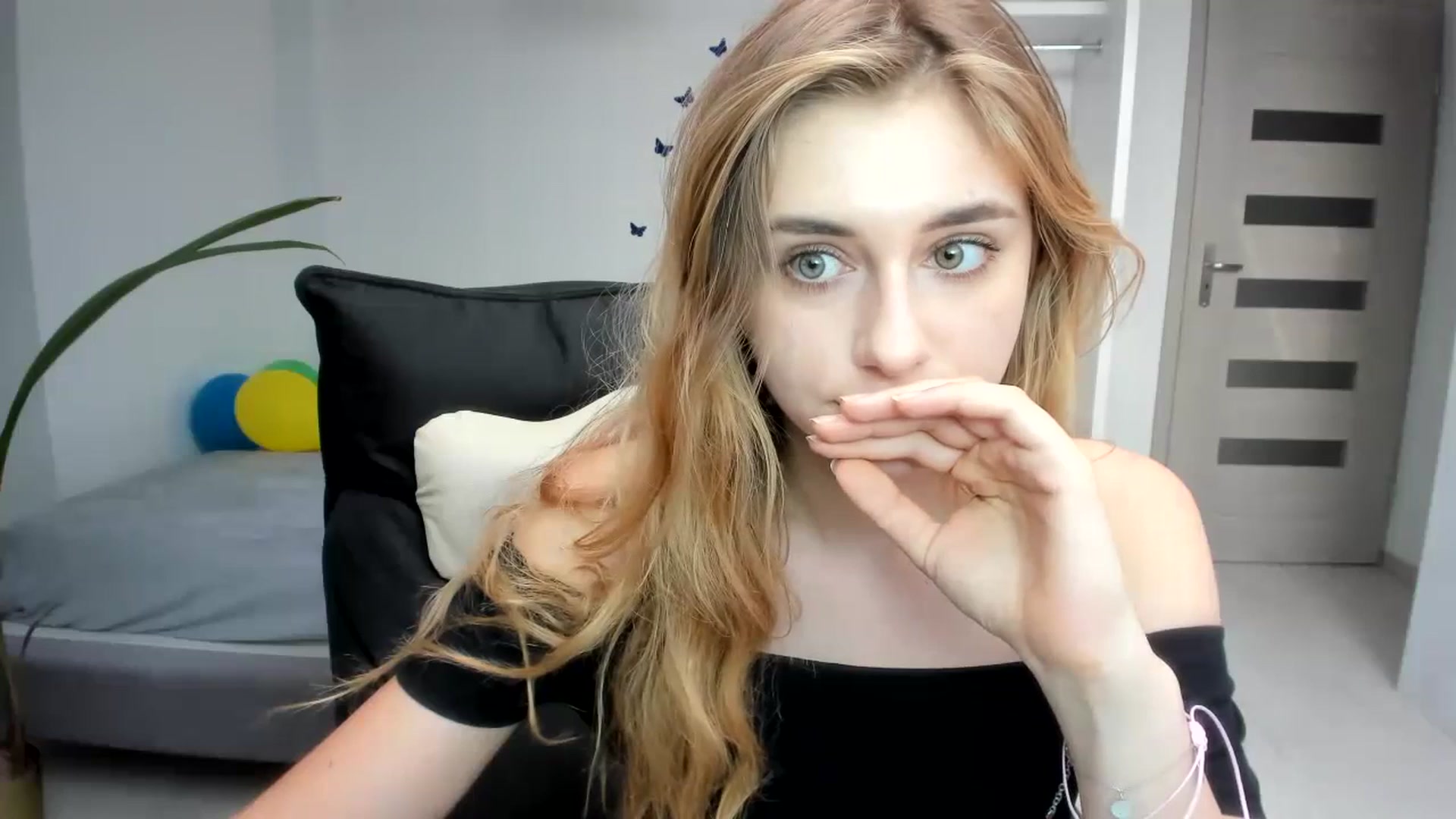 Gallery image thumbnail from Takanori_'s myfreecams stream on, 07/17/2023, 16:50 image 17 of 20