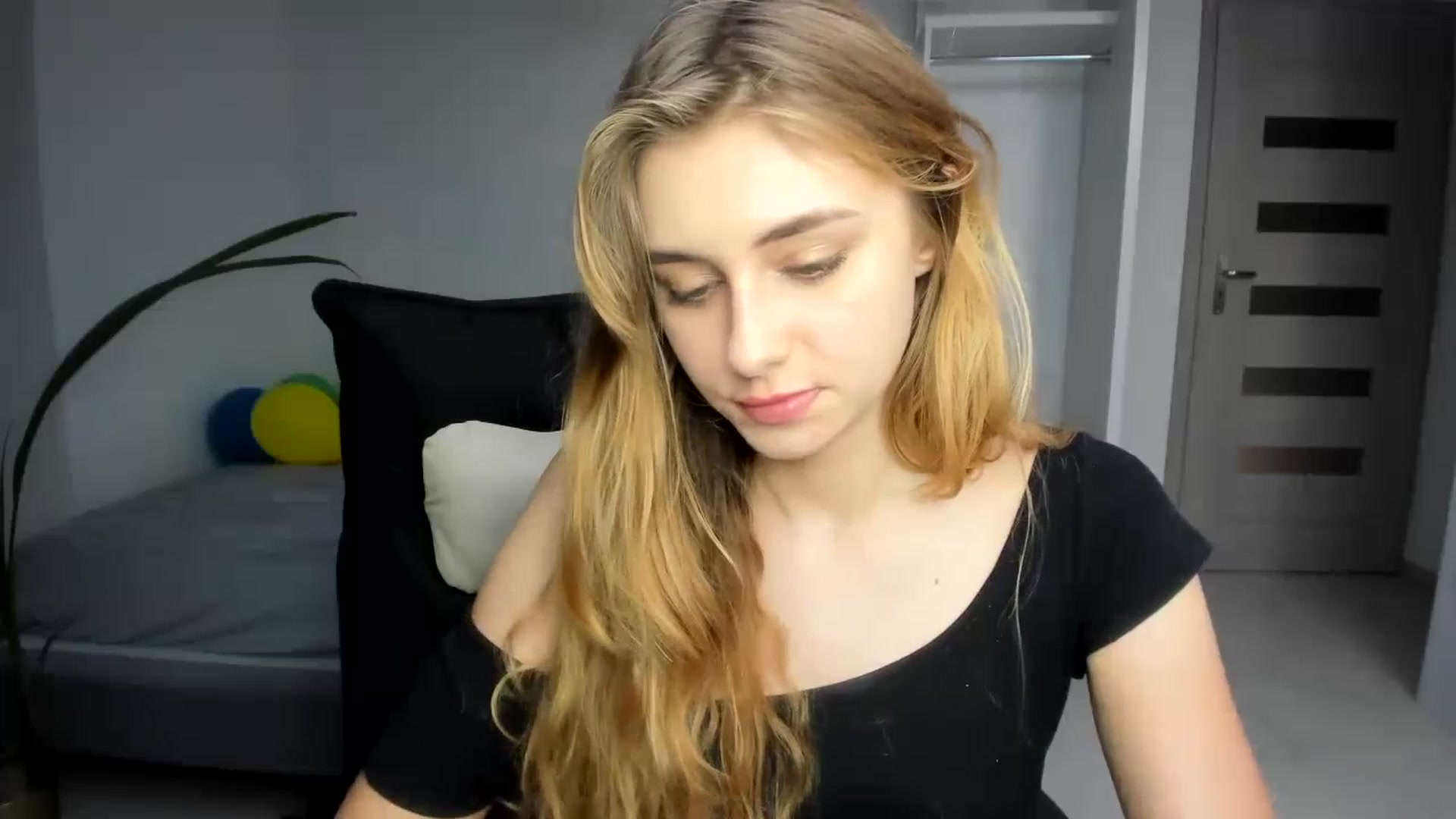 Gallery image thumbnail from Takanori_'s myfreecams stream on, 07/17/2023, 17:43 image 5 of 20