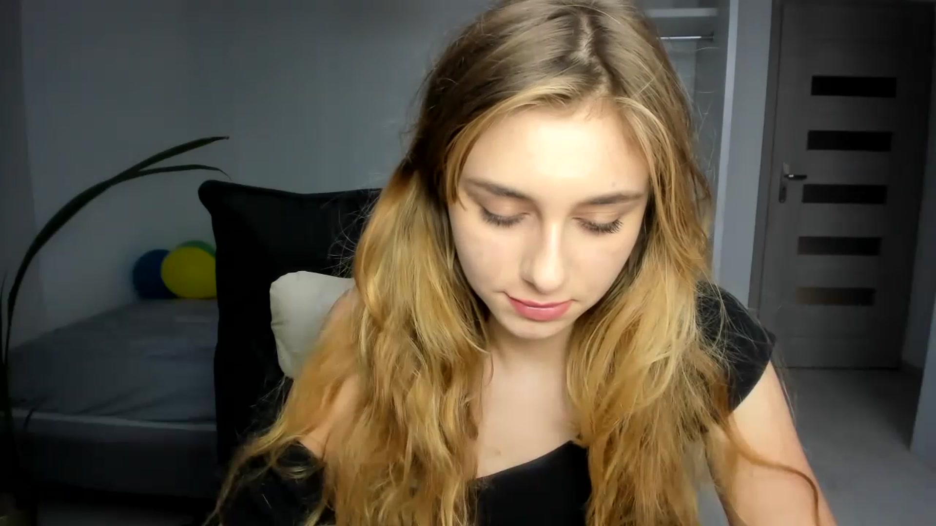 Gallery image thumbnail from Takanori_'s myfreecams stream on, 07/17/2023, 17:43 image 6 of 20