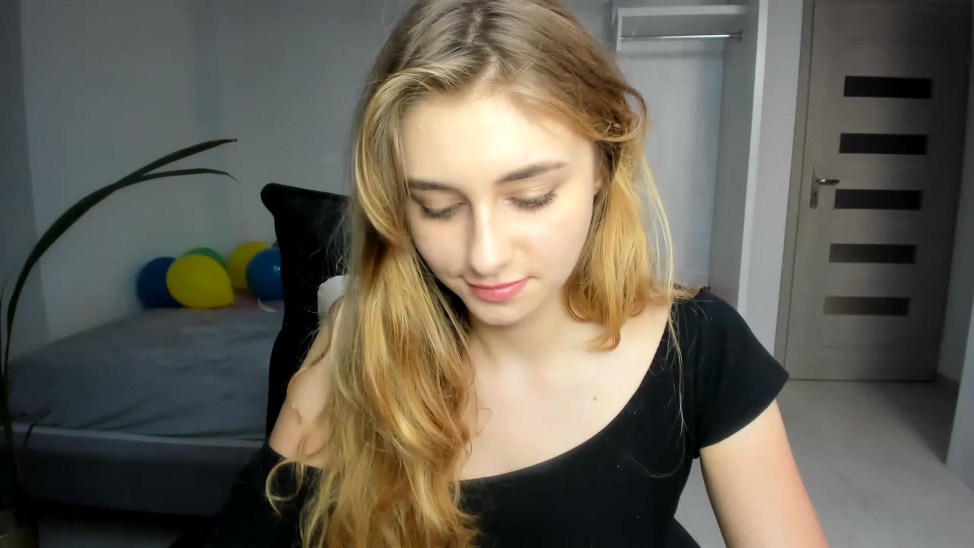 Gallery image thumbnail from Takanori_'s myfreecams stream on, 07/17/2023, 17:43 image 3 of 20