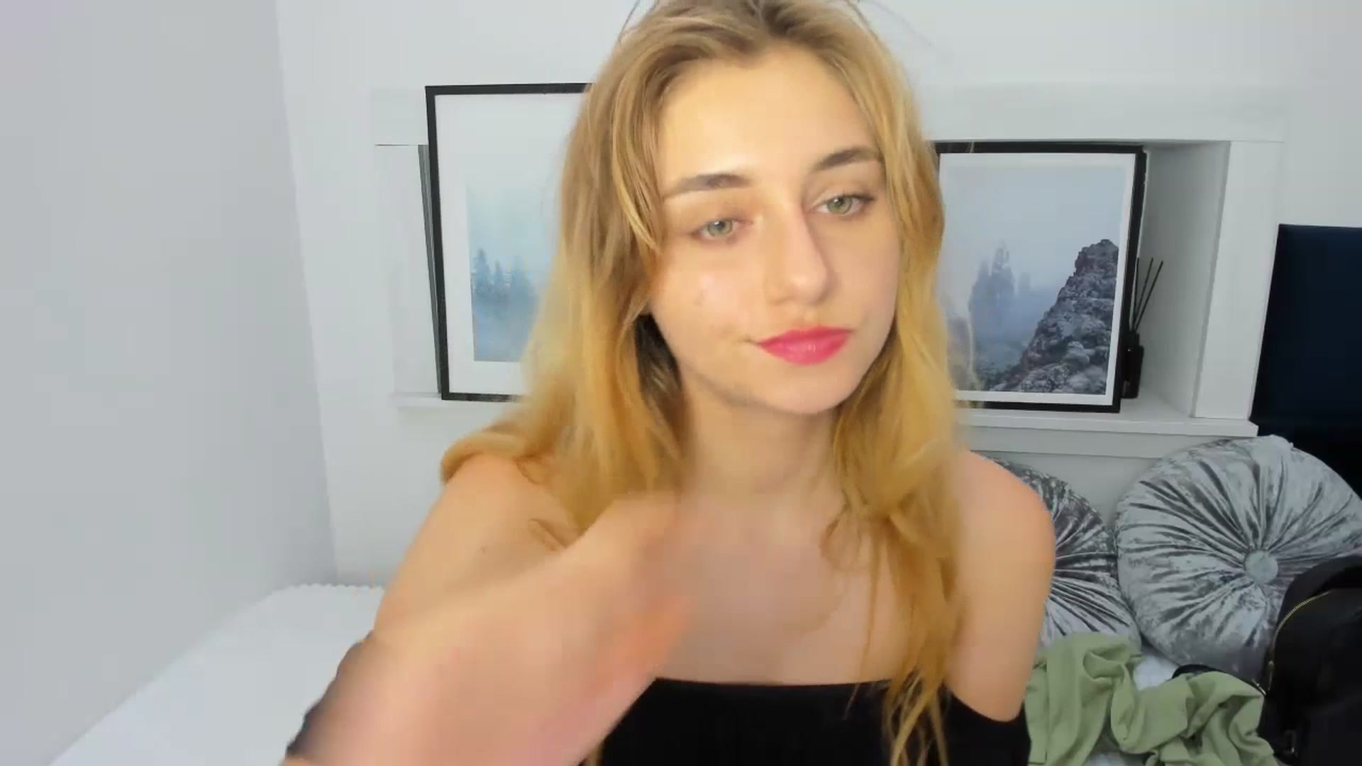 Gallery image thumbnail from Takanori_'s myfreecams stream on, 07/18/2023, 18:11 image 8 of 20