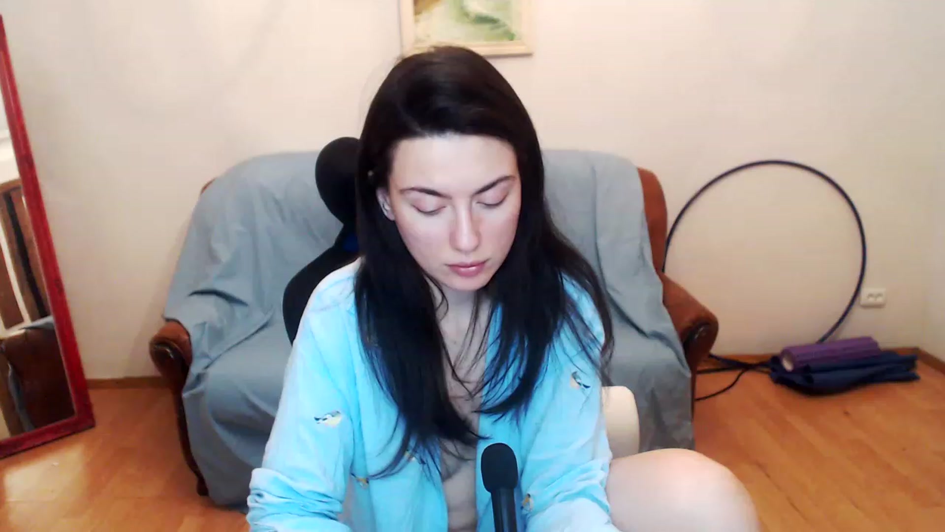Gallery image thumbnail from Takemecloser's myfreecams stream on, 05/22/2023, 08:47 image 7 of 20