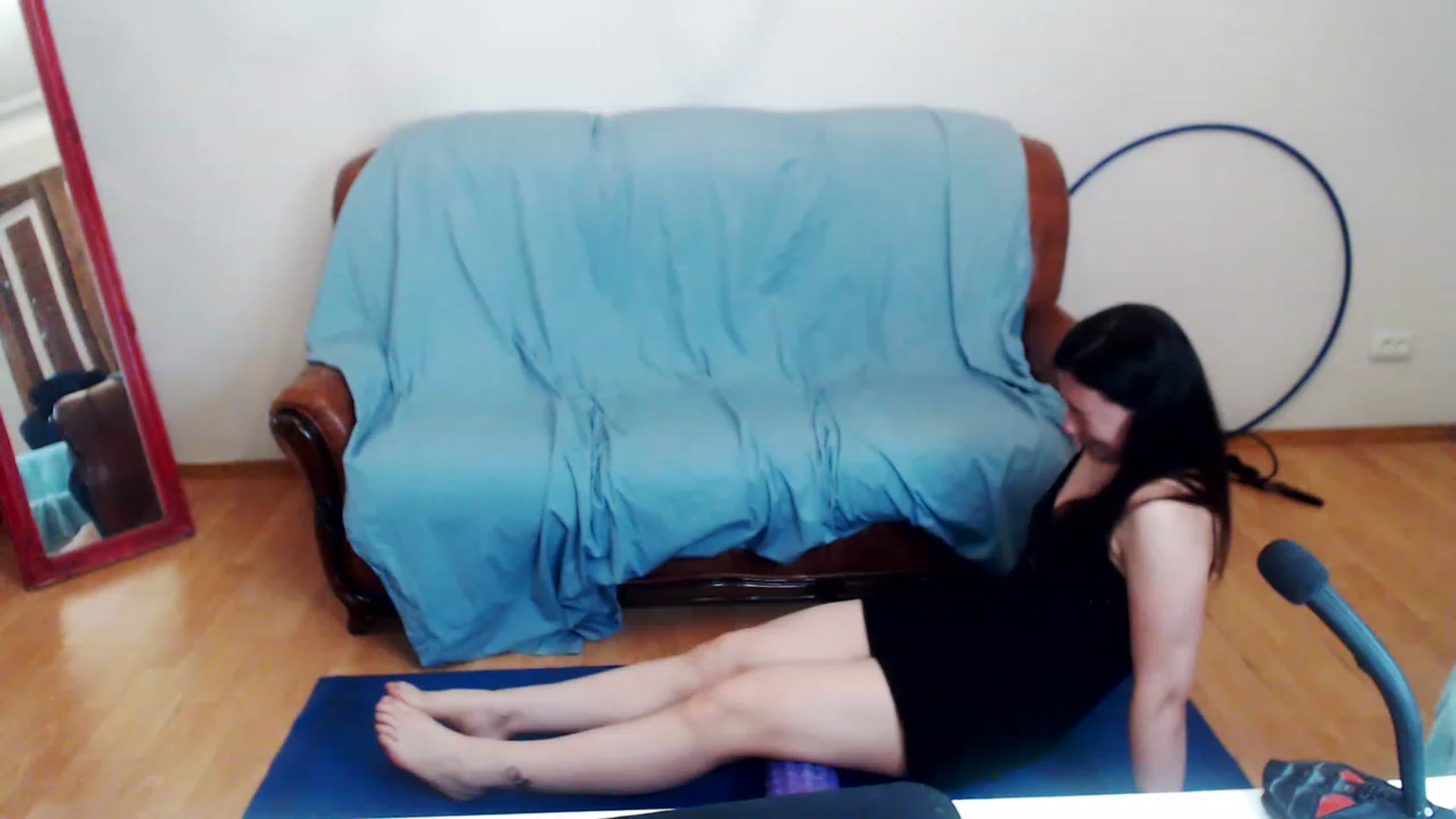 Gallery image thumbnail from Takemecloser's myfreecams stream on, 05/24/2023, 24:01 image 10 of 20