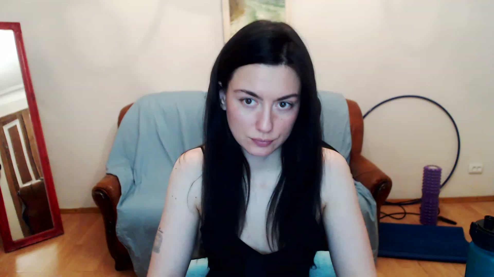 Gallery image thumbnail from Takemecloser's myfreecams stream on, 05/24/2023, 01:02 image 6 of 20