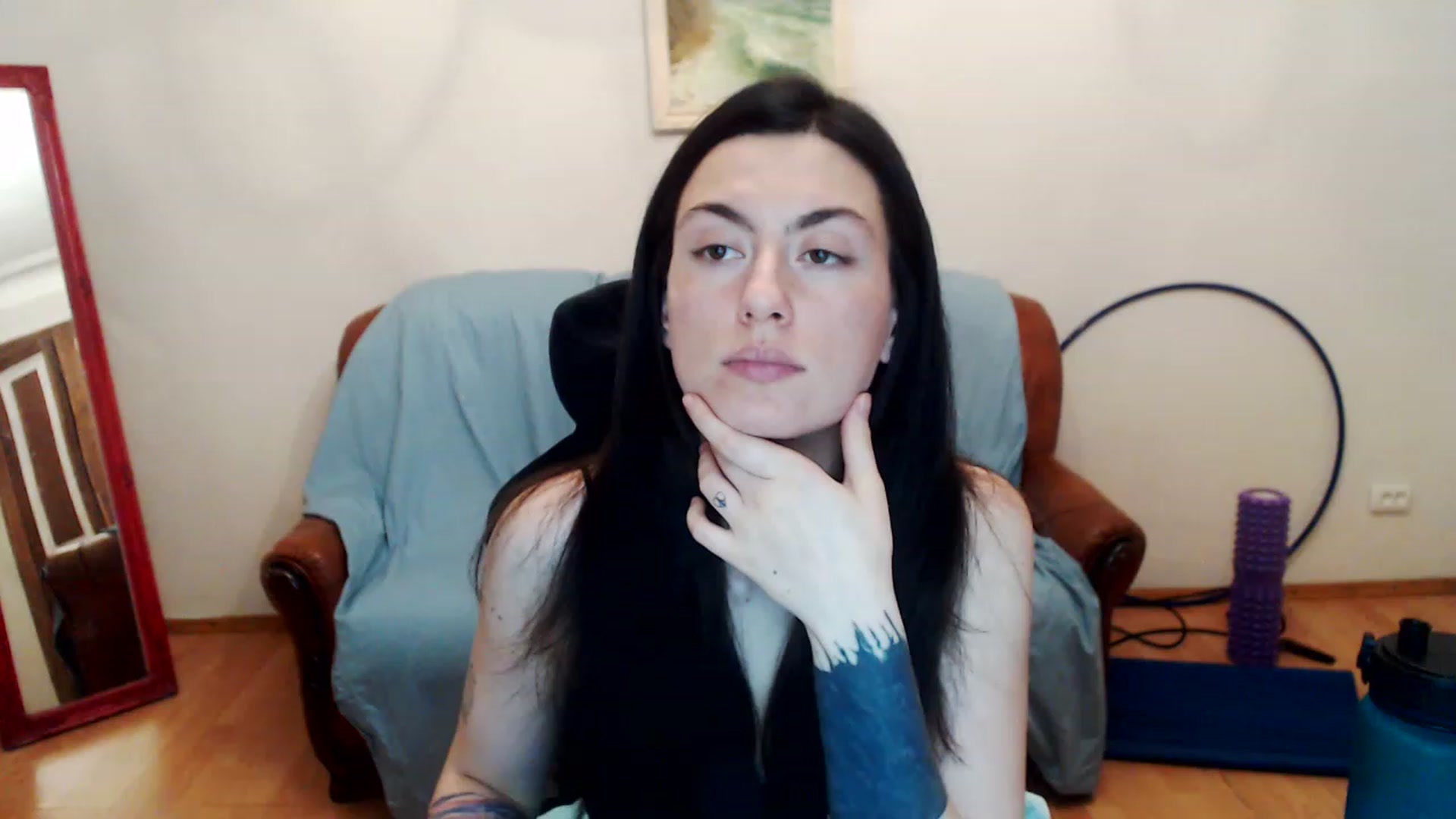 Gallery image thumbnail from Takemecloser's myfreecams stream on, 05/24/2023, 01:02 image 10 of 20