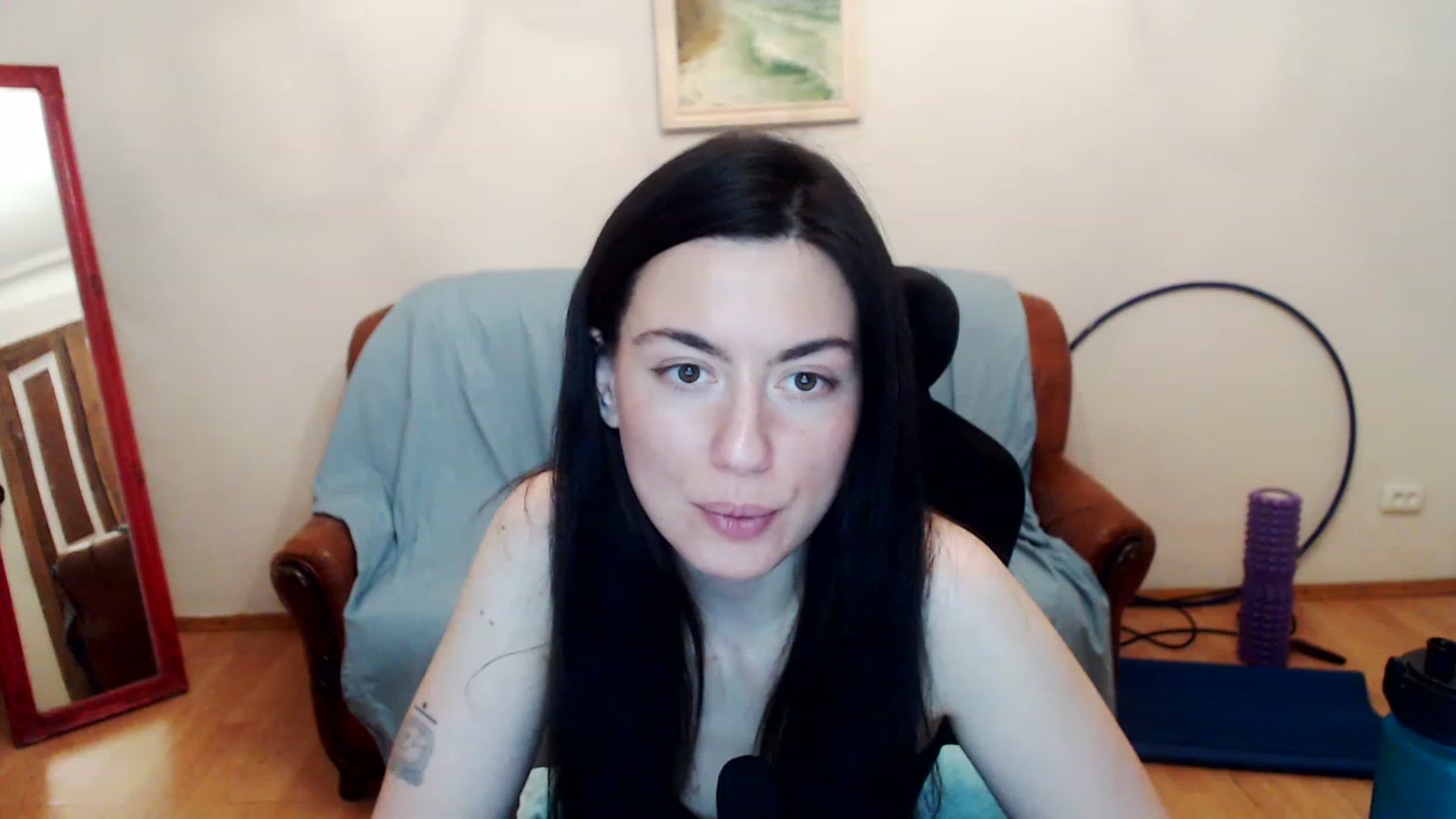 Gallery image thumbnail from Takemecloser's myfreecams stream on, 05/24/2023, 01:02 image 5 of 20