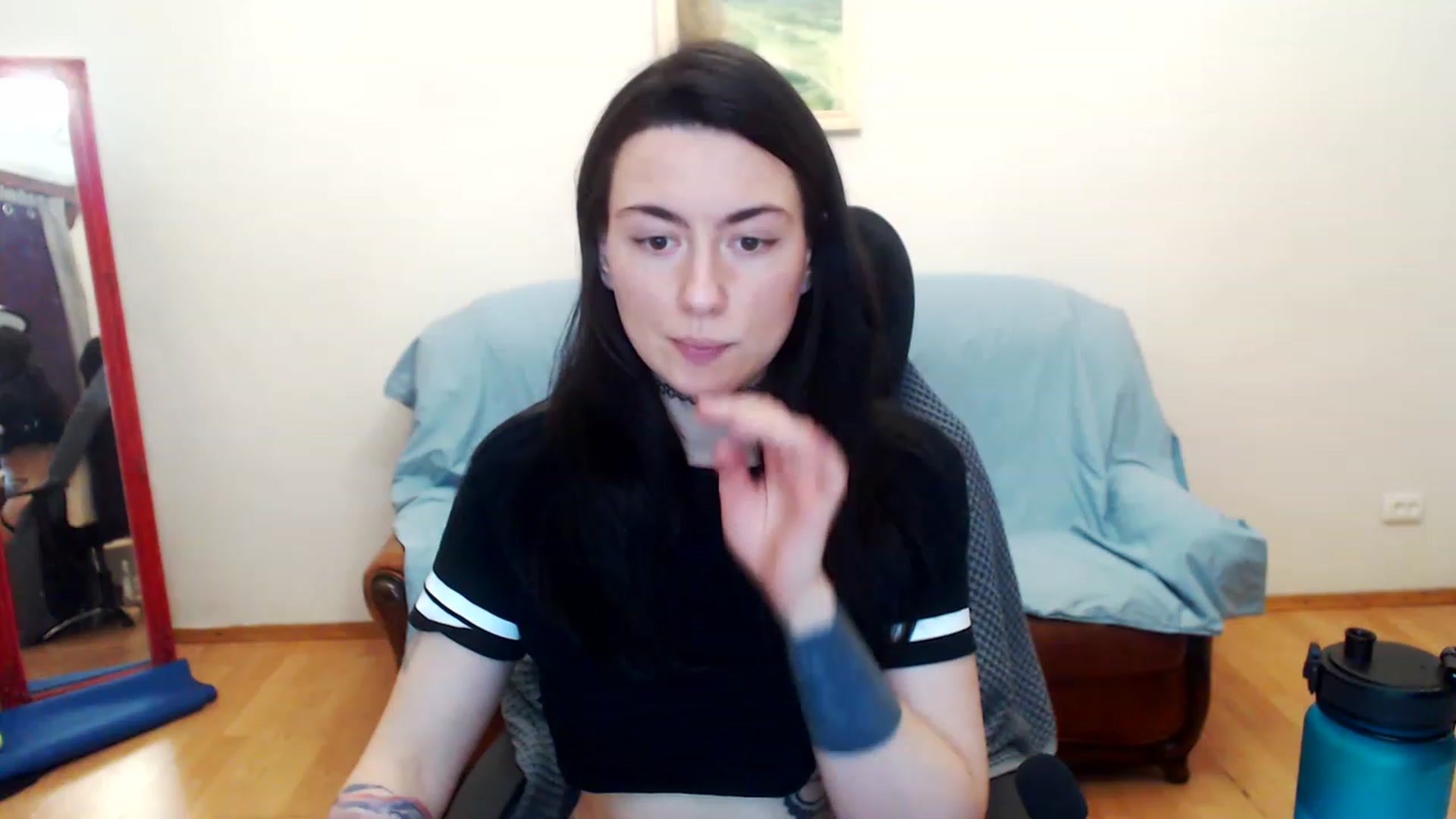 Gallery image thumbnail from Takemecloser's myfreecams stream on, 06/04/2023, 22:03 image 7 of 20