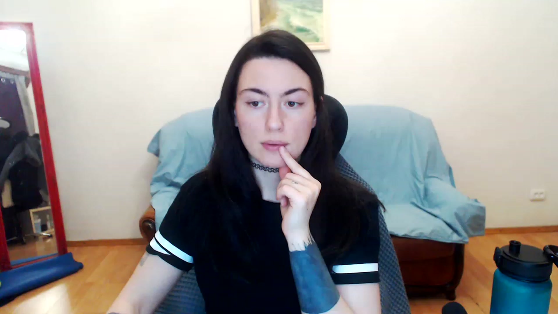 Gallery image thumbnail from Takemecloser's myfreecams stream on, 06/04/2023, 22:03 image 10 of 20