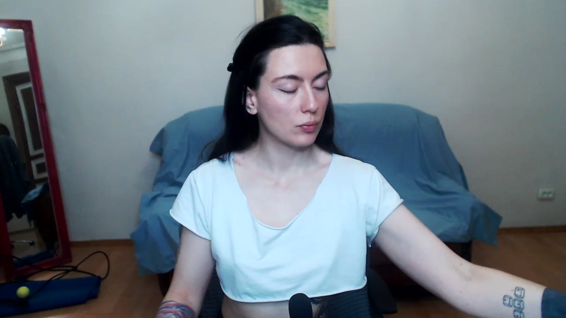 Gallery image thumbnail from Takemecloser's myfreecams stream on, 06/05/2023, 21:02 image 19 of 20