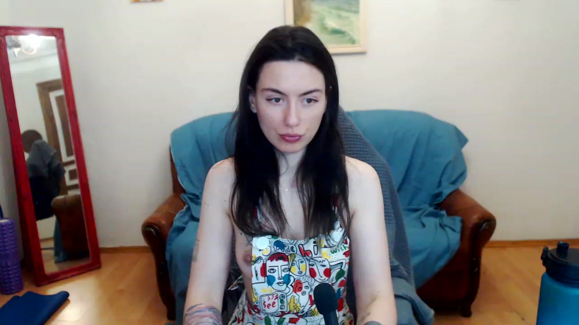Gallery image thumbnail from Takemecloser's myfreecams stream on, 06/15/2023, 08:38 image 6 of 20