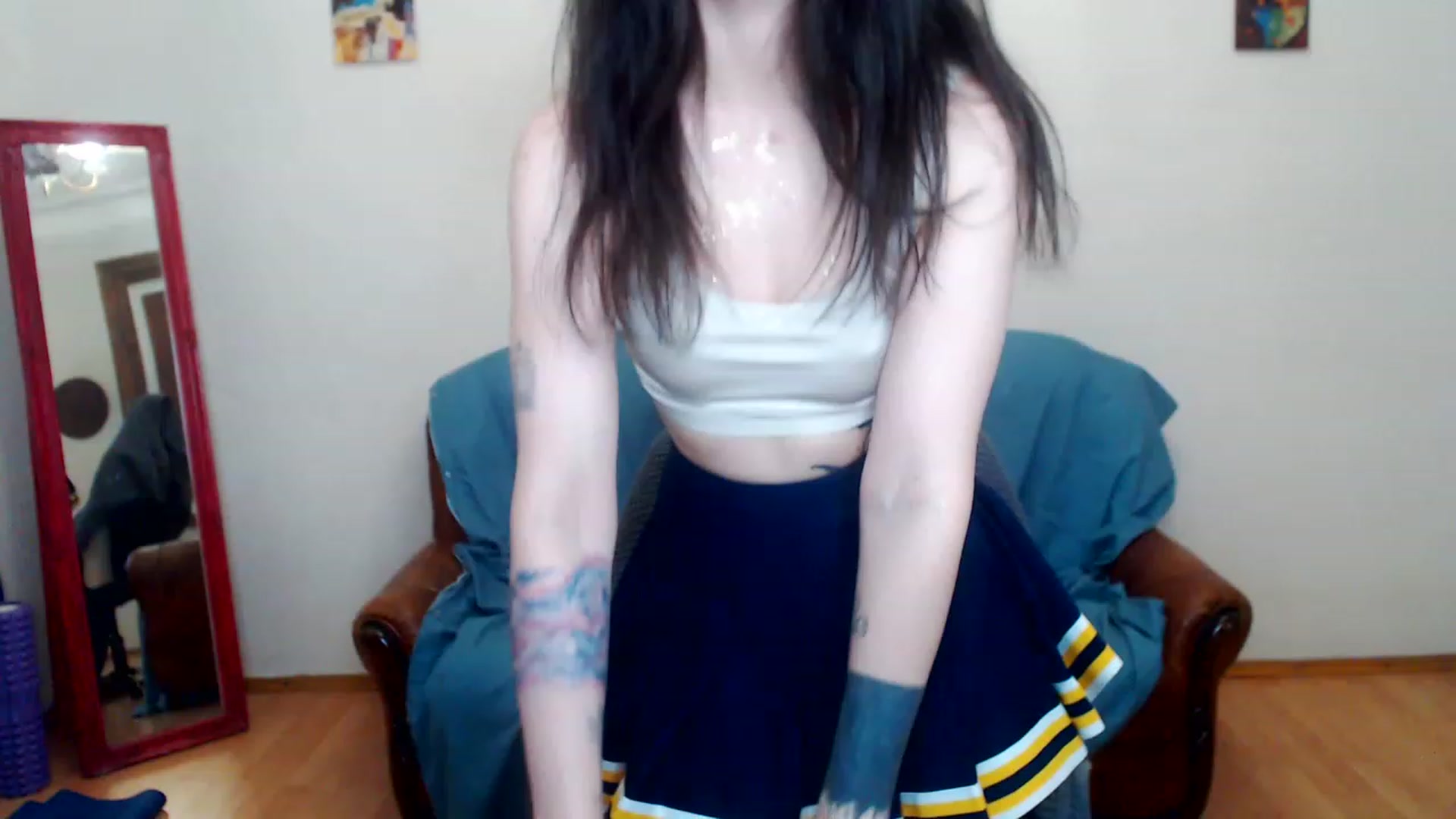 Gallery image thumbnail from Takemecloser's myfreecams stream on, 06/15/2023, 08:38 image 10 of 20