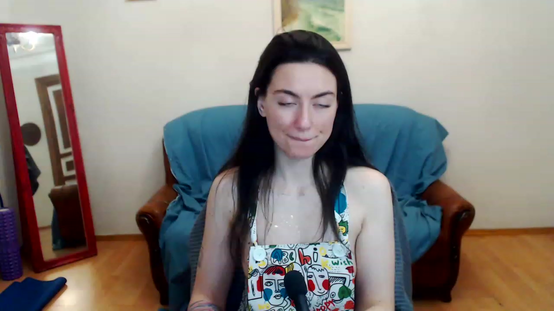 Gallery image thumbnail from Takemecloser's myfreecams stream on, 06/15/2023, 08:38 image 4 of 20