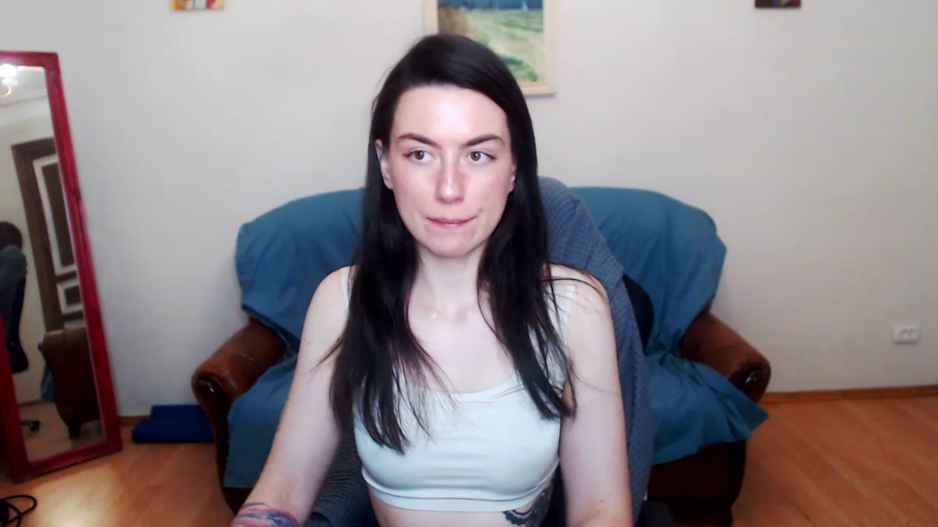 Gallery image thumbnail from Takemecloser's myfreecams stream on, 06/20/2023, 19:13 image 3 of 20