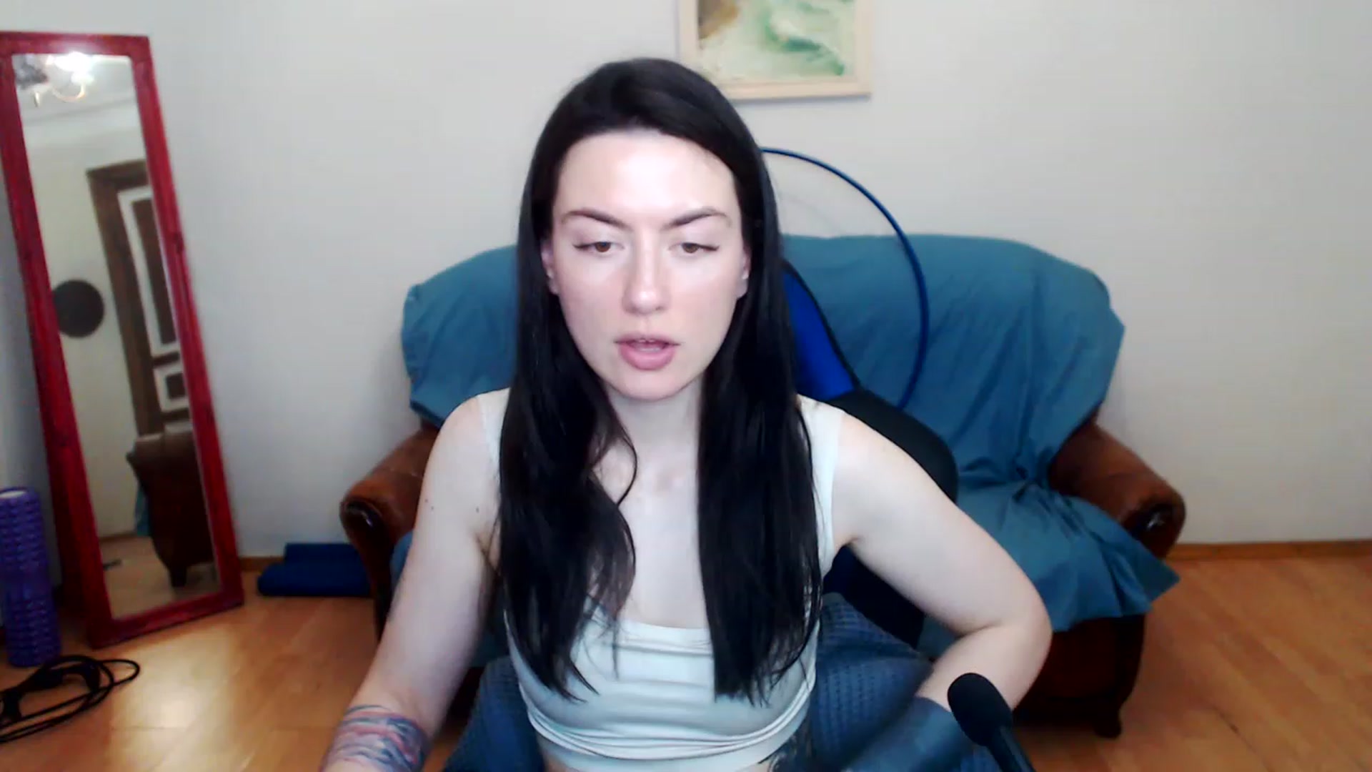 Gallery image thumbnail from Takemecloser's myfreecams stream on, 06/21/2023, 07:56 image 9 of 20
