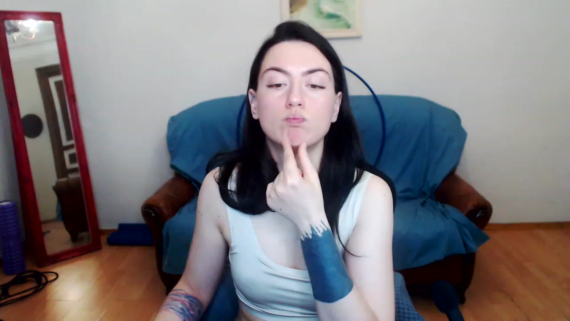 Gallery image thumbnail from Takemecloser's myfreecams stream on, 06/21/2023, 07:56 image 13 of 20