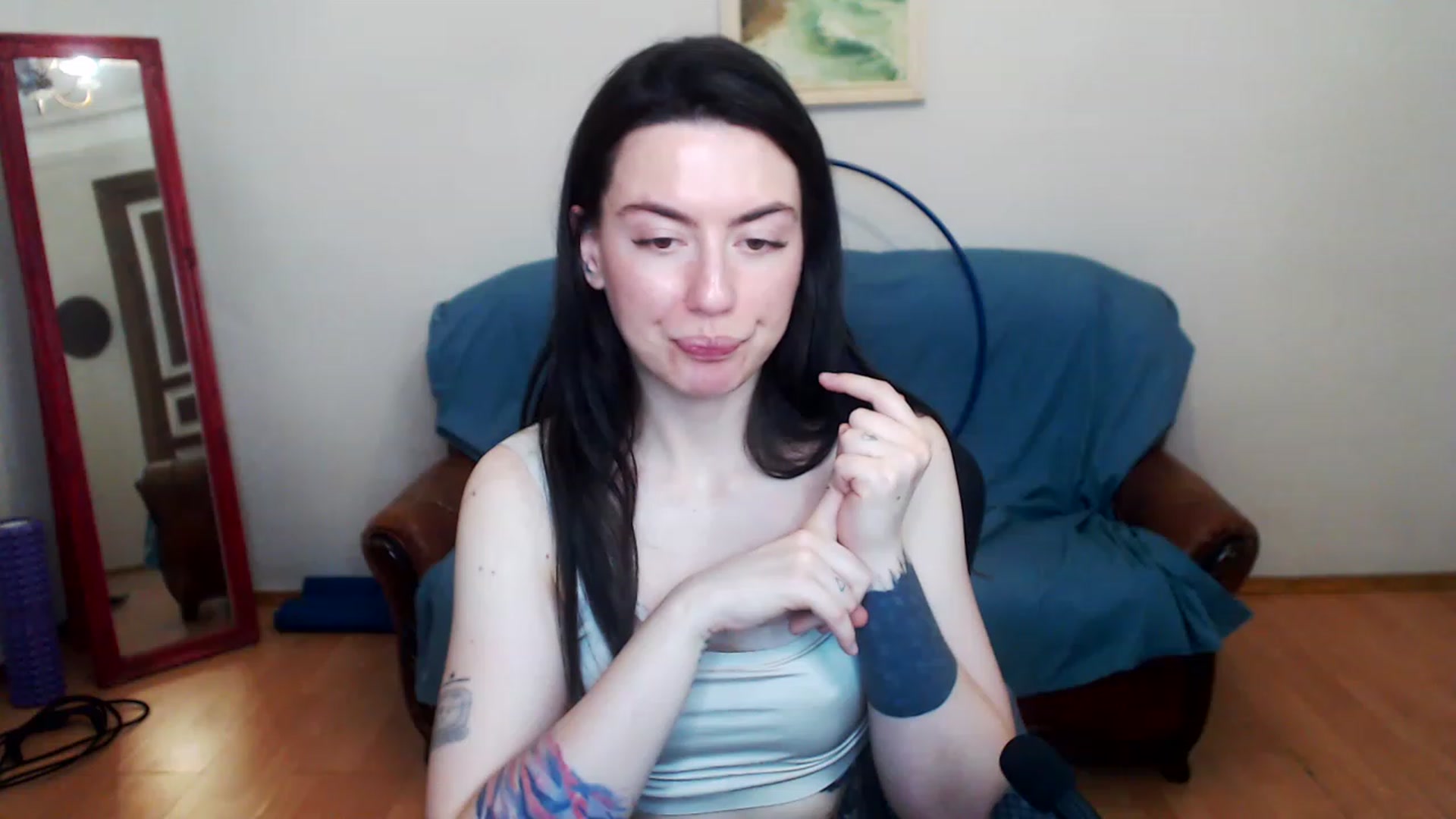 Gallery image thumbnail from Takemecloser's myfreecams stream on, 06/21/2023, 07:56 image 3 of 20