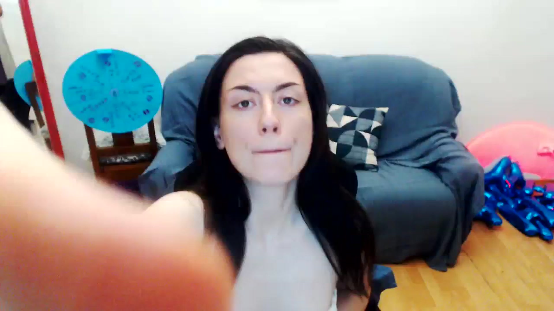 Gallery image thumbnail from Takemecloser's myfreecams stream on, 07/25/2023, 18:39 image 4 of 20
